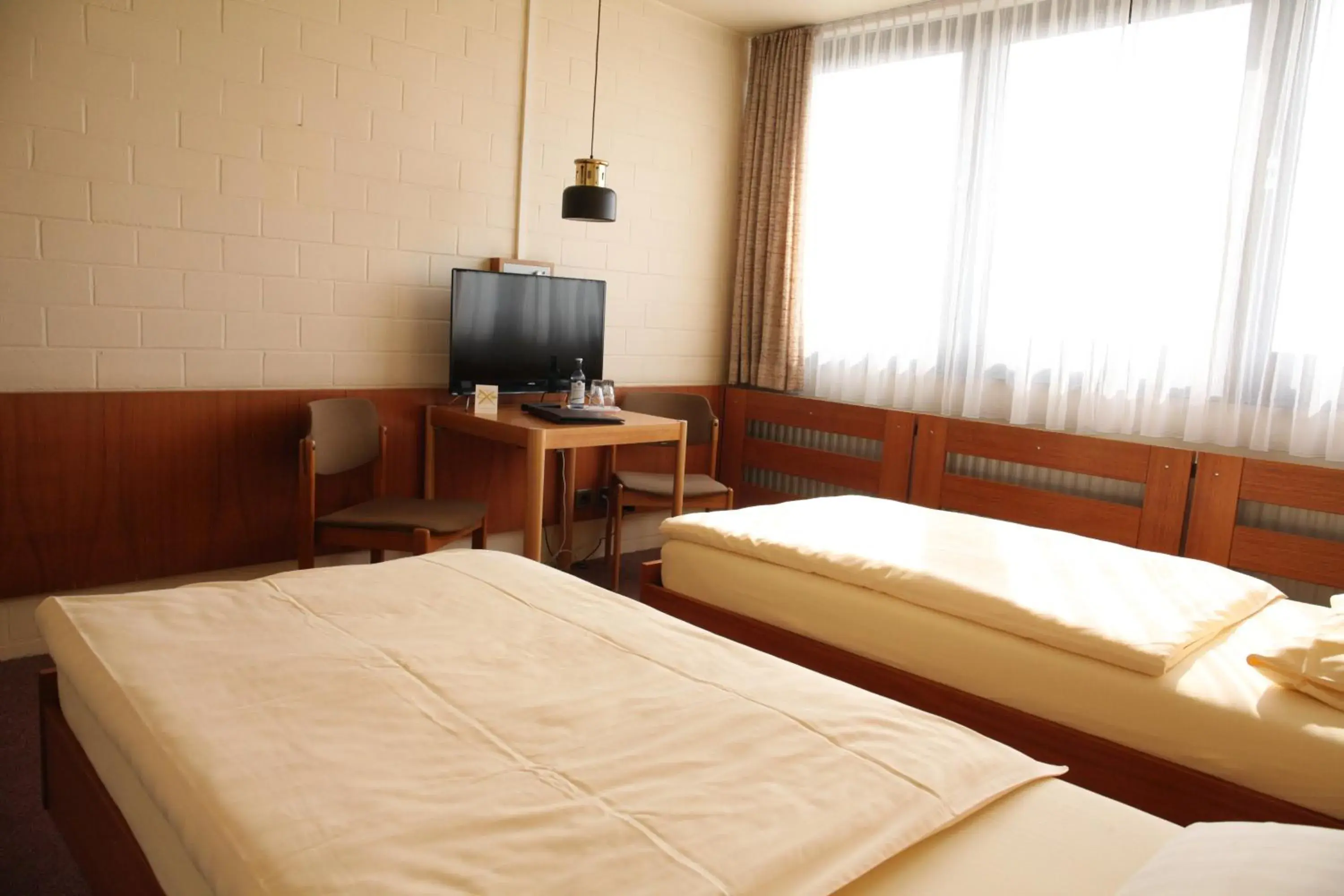 Standard Double Room - single occupancy in RTB-Hotel - Sportschule Standard Double Room - single occupancy in RTB-Hotel - Sportschule