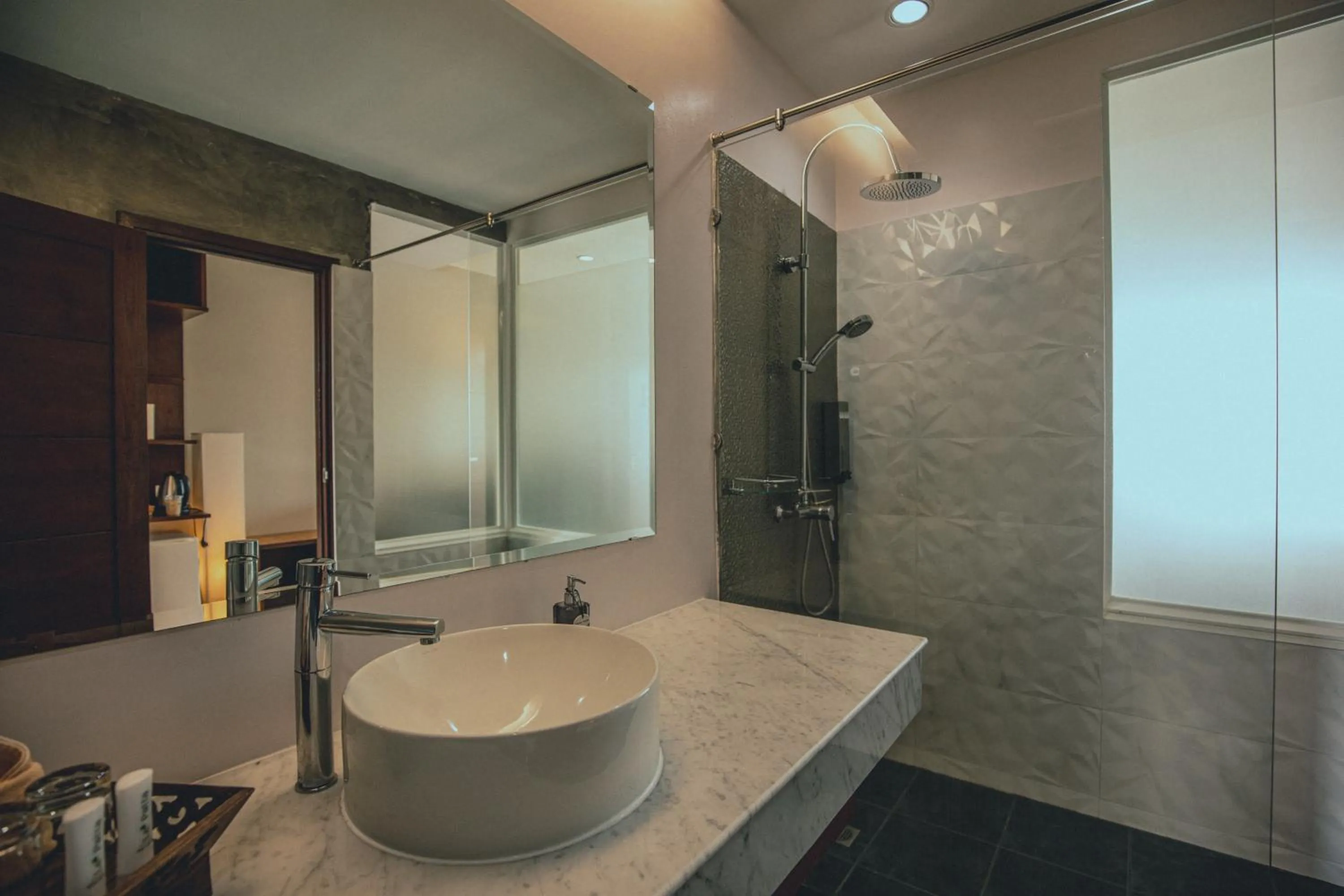Shower in Le Patta Resort & Hotel Chiang Rai