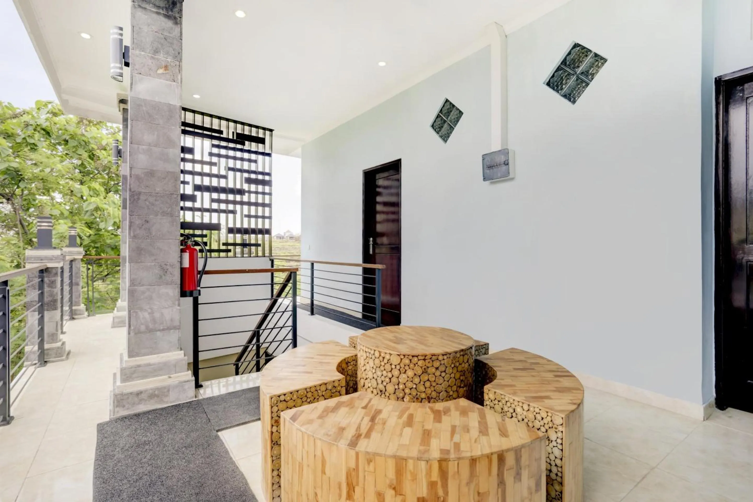 Lobby or reception in OYO Puri Kramas Canggu