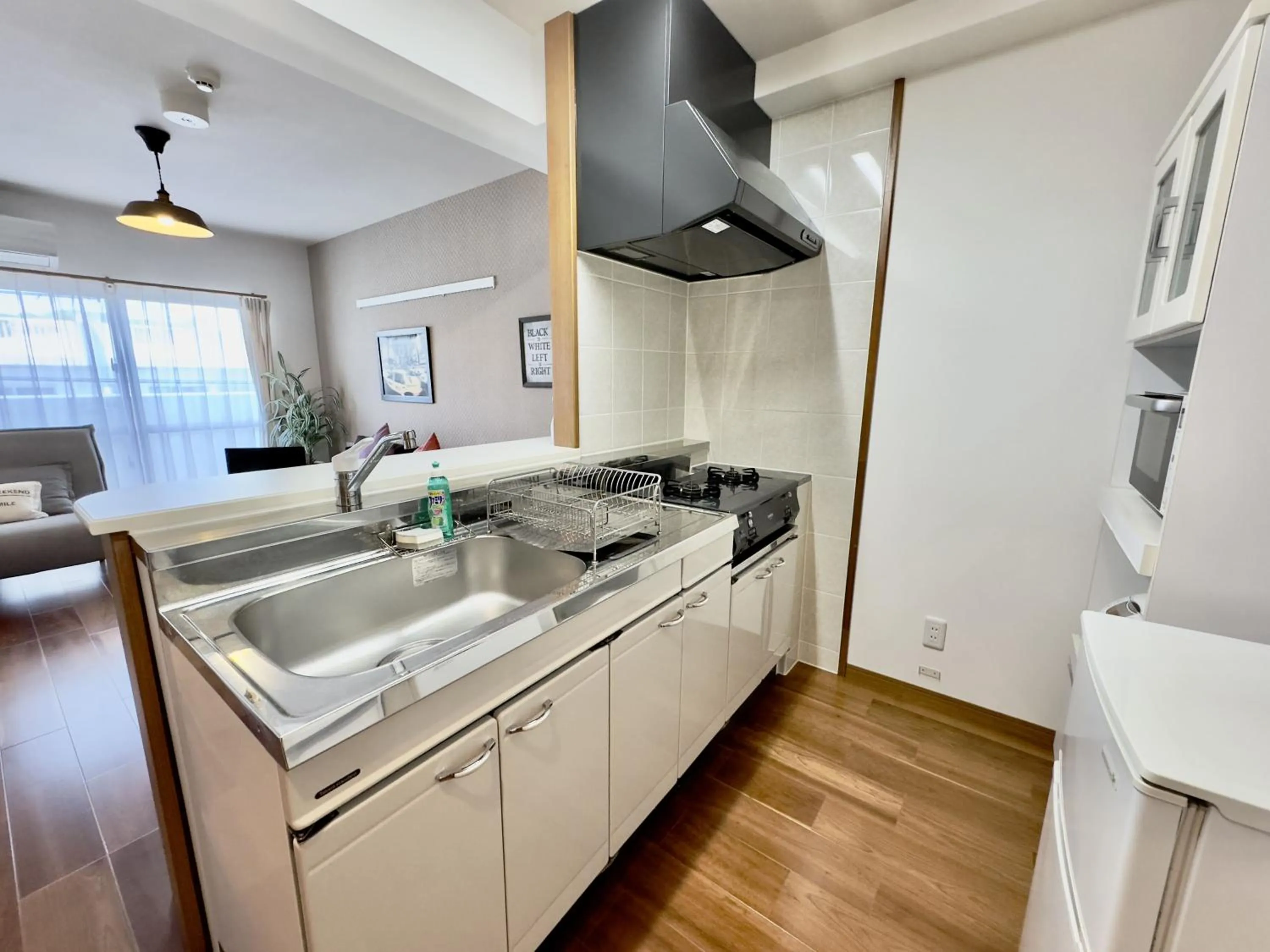 Kitchen or kitchenette in Luana Lea Karate Kaikan Mae