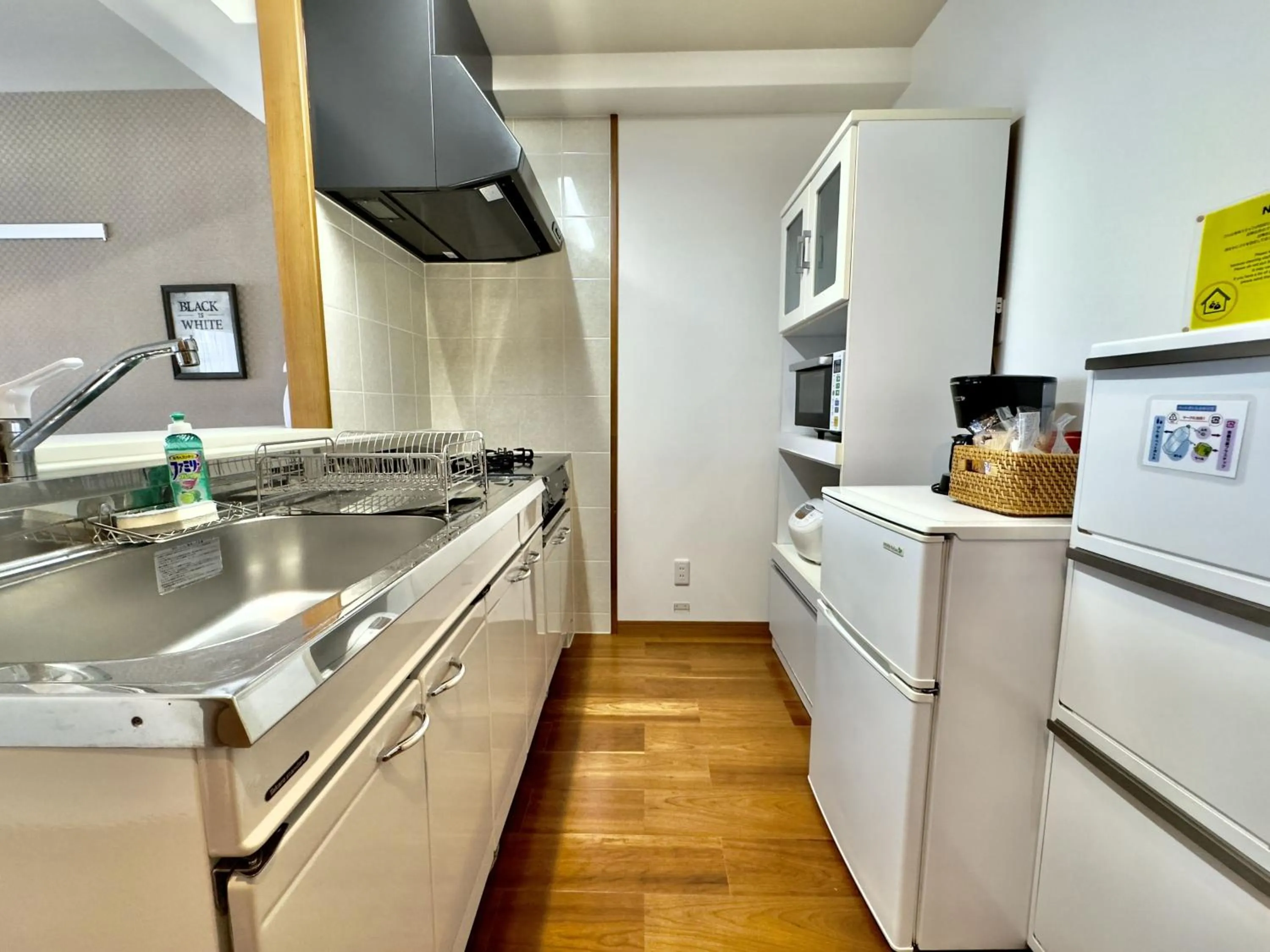 Kitchen or kitchenette in Luana Lea Karate Kaikan Mae