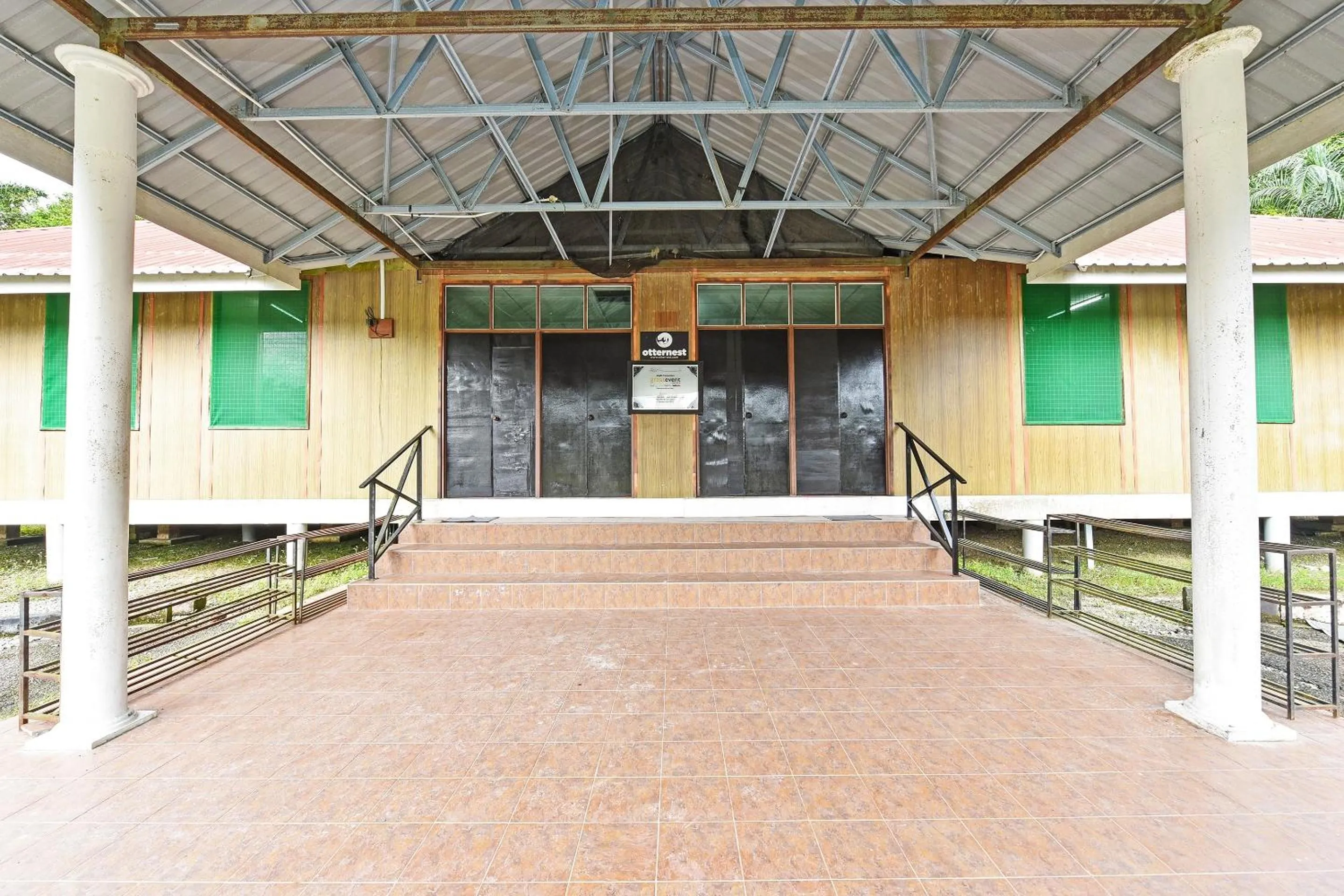 Facade/entrance in Hotel O Otternest @ Gunung Pulai 2