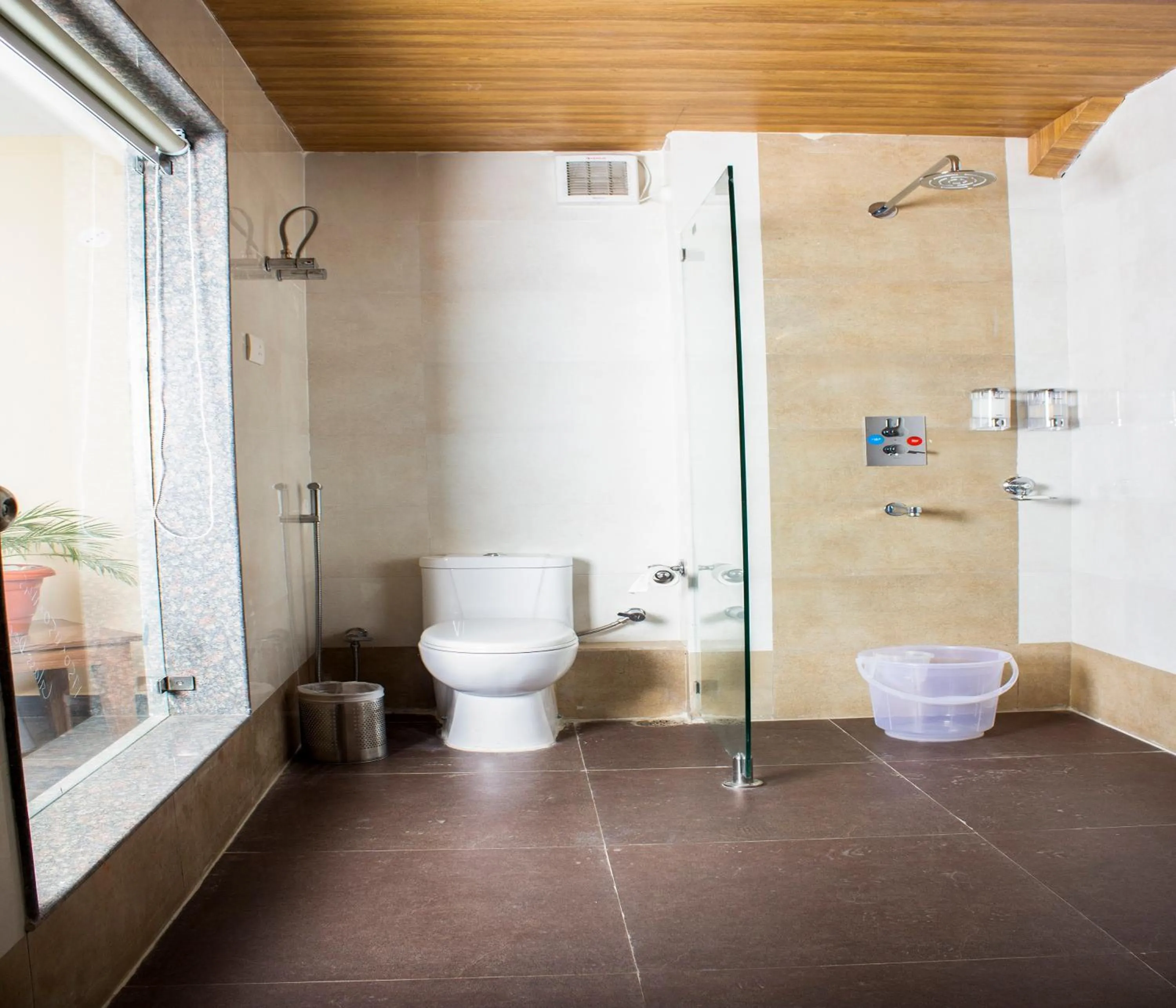 Bathroom in Yashshree Kanishka