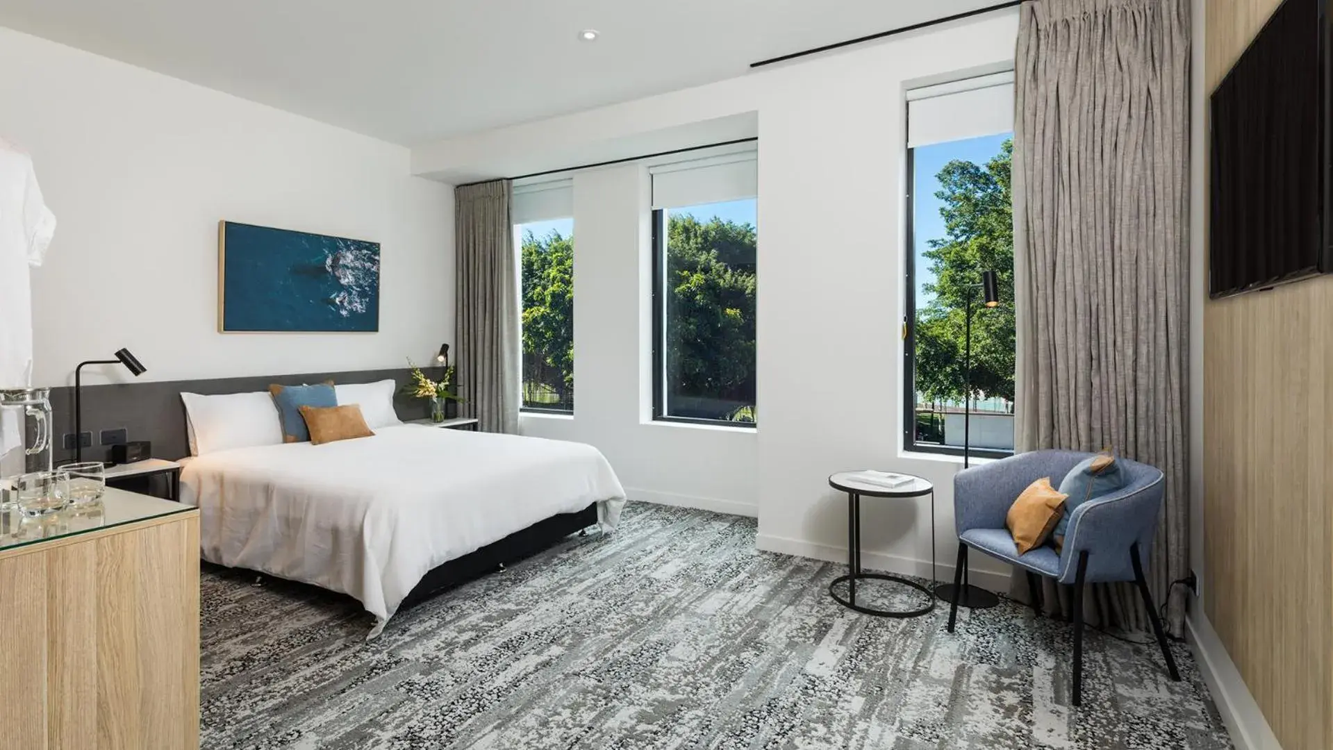 Two-Bedroom Dual Key - No Housekeeping in Oaks Cairns Hotel Two-Bedroom Dual Key - No Housekeeping in Oaks Cairns Hotel