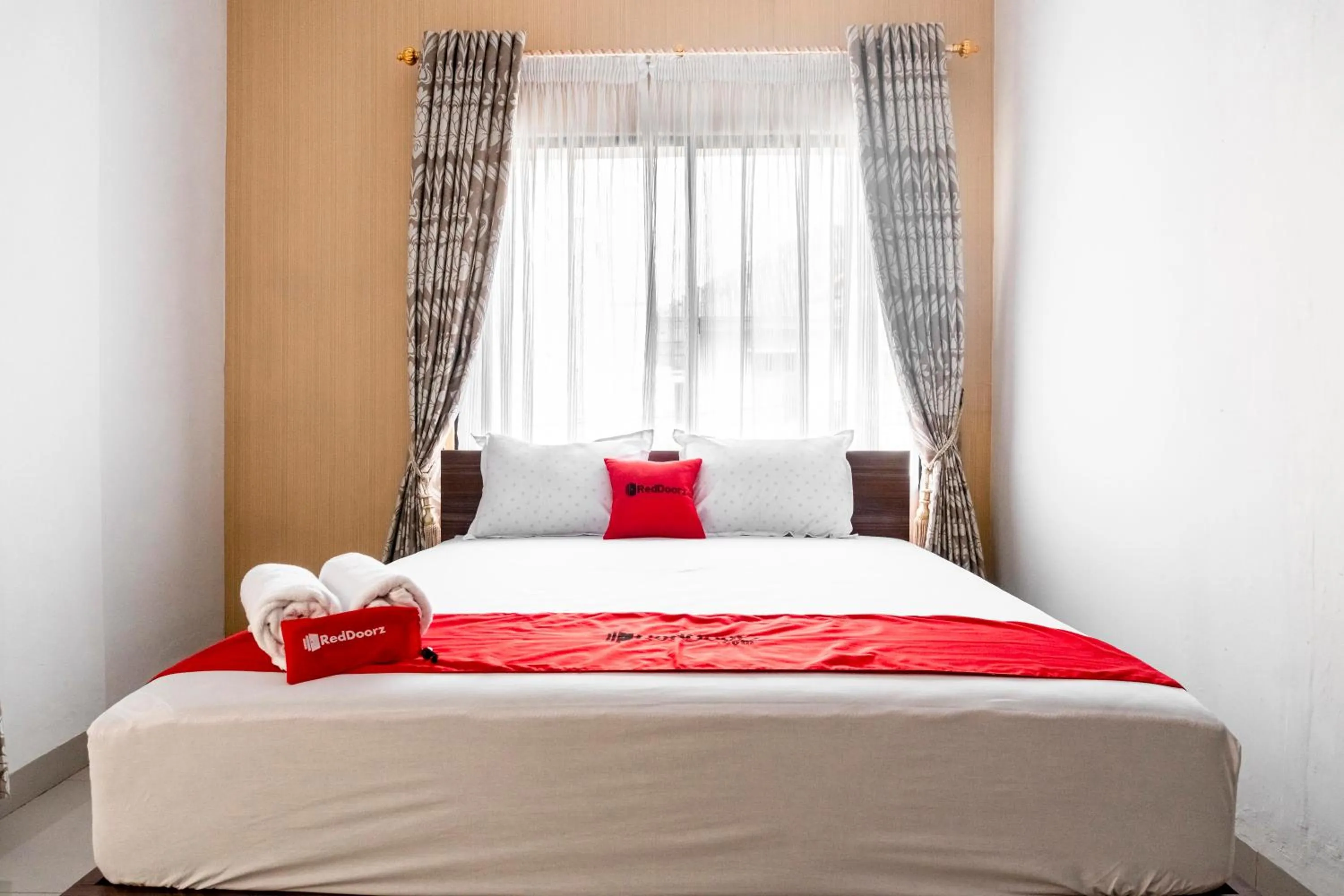 Bed in RedDoorz Syariah near Stadion Teladan Medan