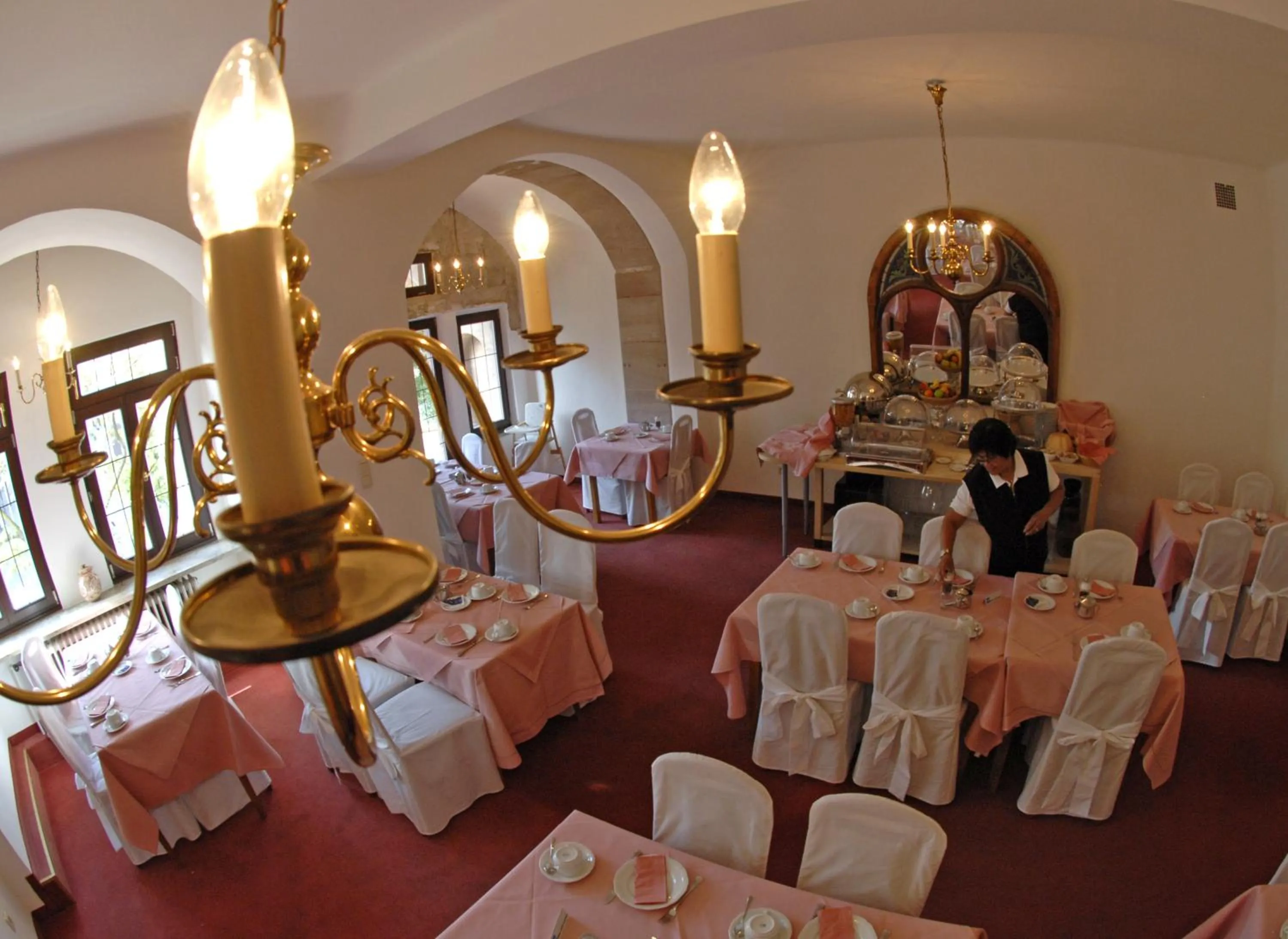 Restaurant/places to eat in Hotel Deutscher Kaiser