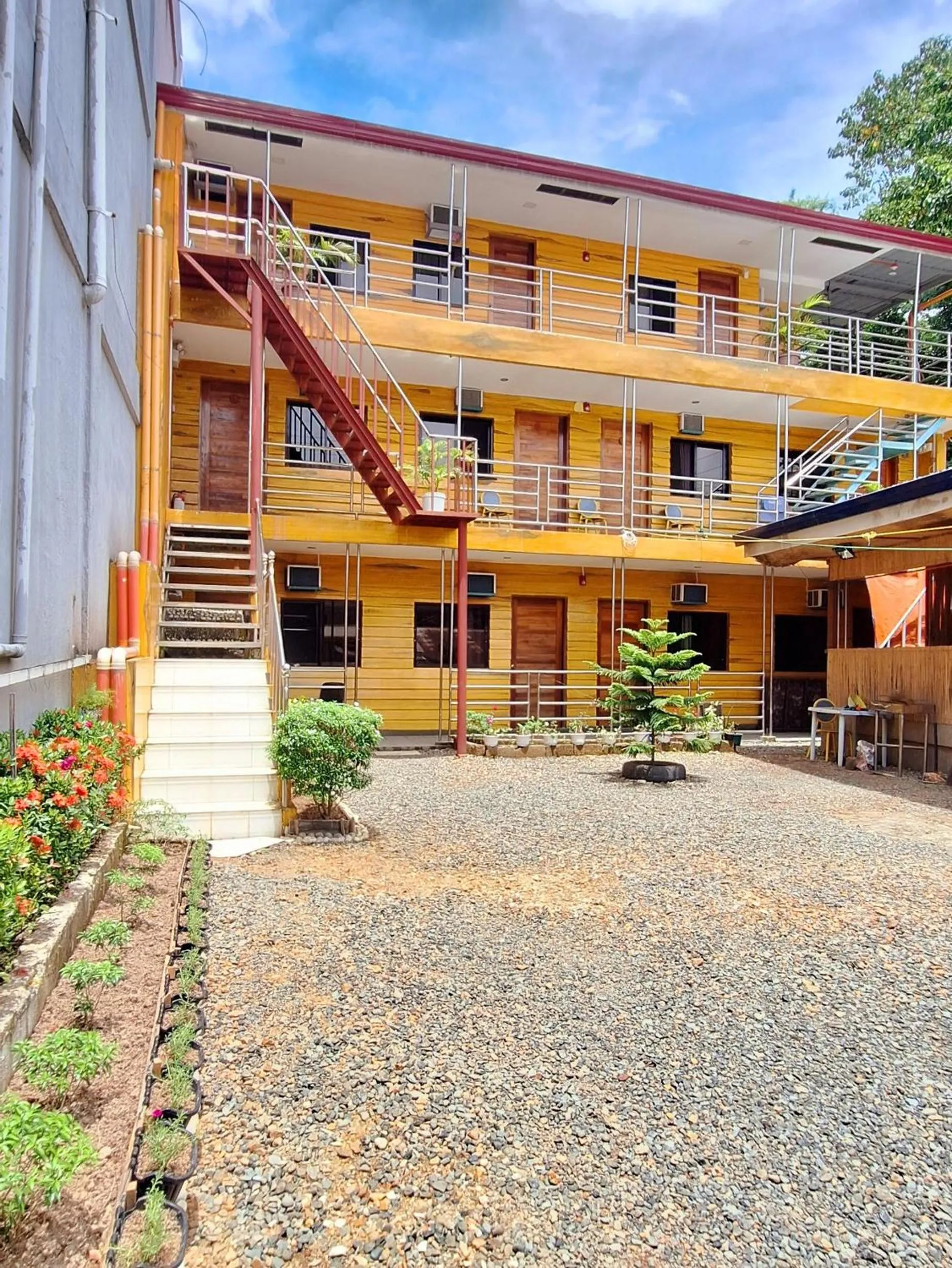 Property building in Rain Haven Lodging House