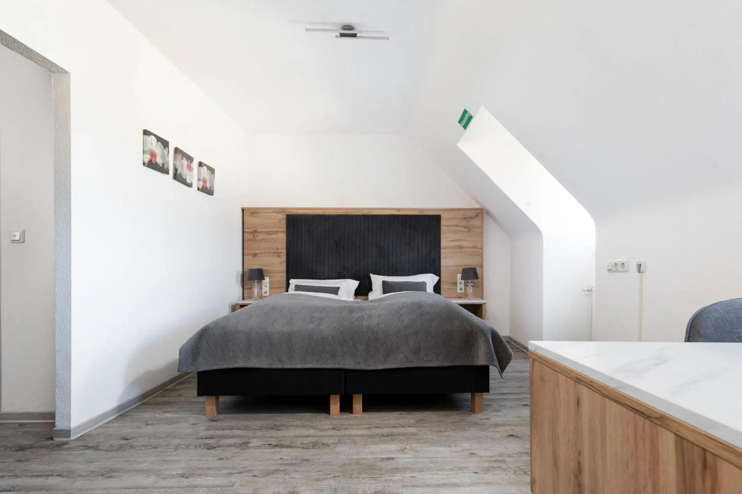 Standard Family Room - single occupancy in Hotel am Ludwigsplatz Standard Family Room - single occupancy in Hotel am Ludwigsplatz