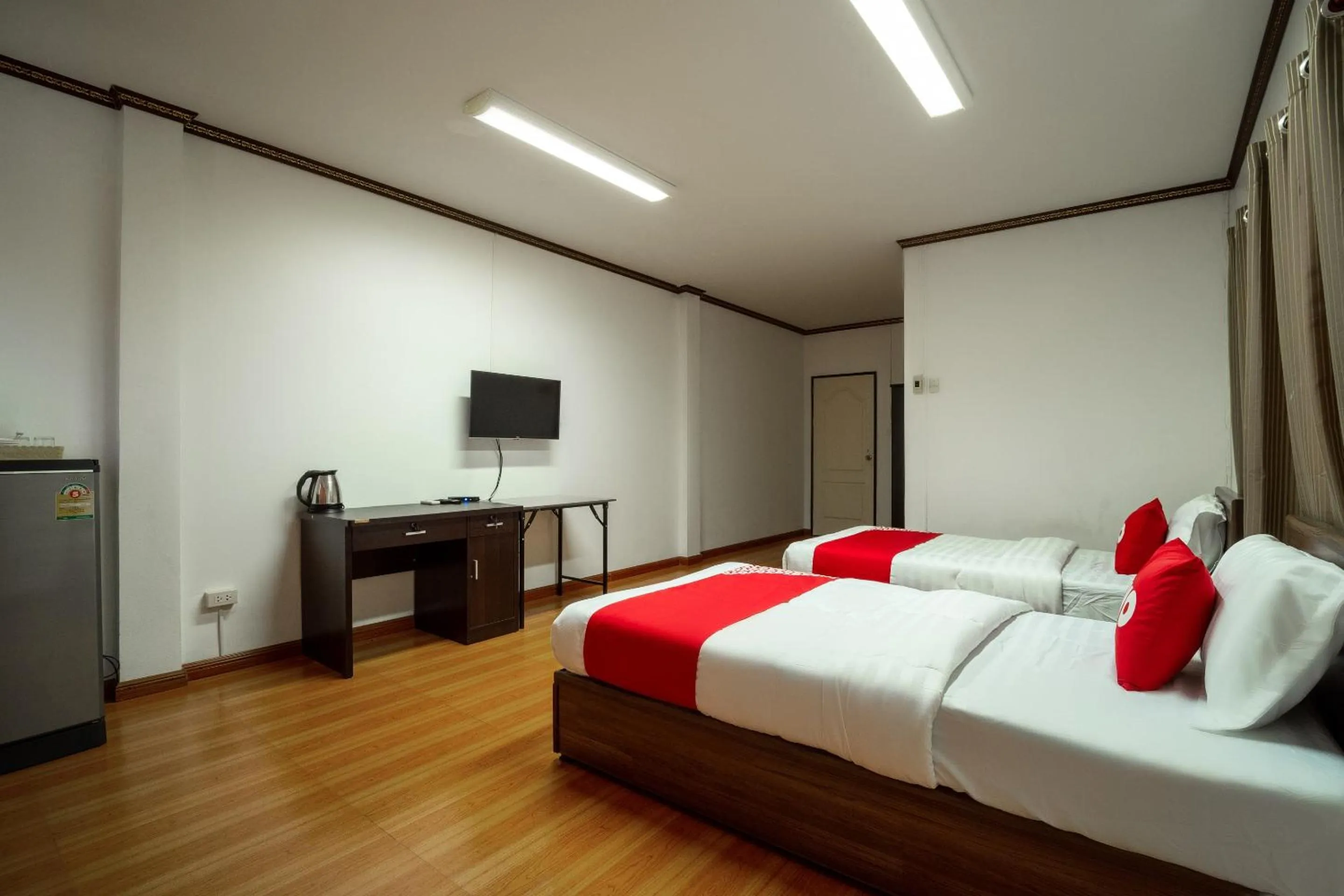 Bedroom in OYO 836 PK Residence