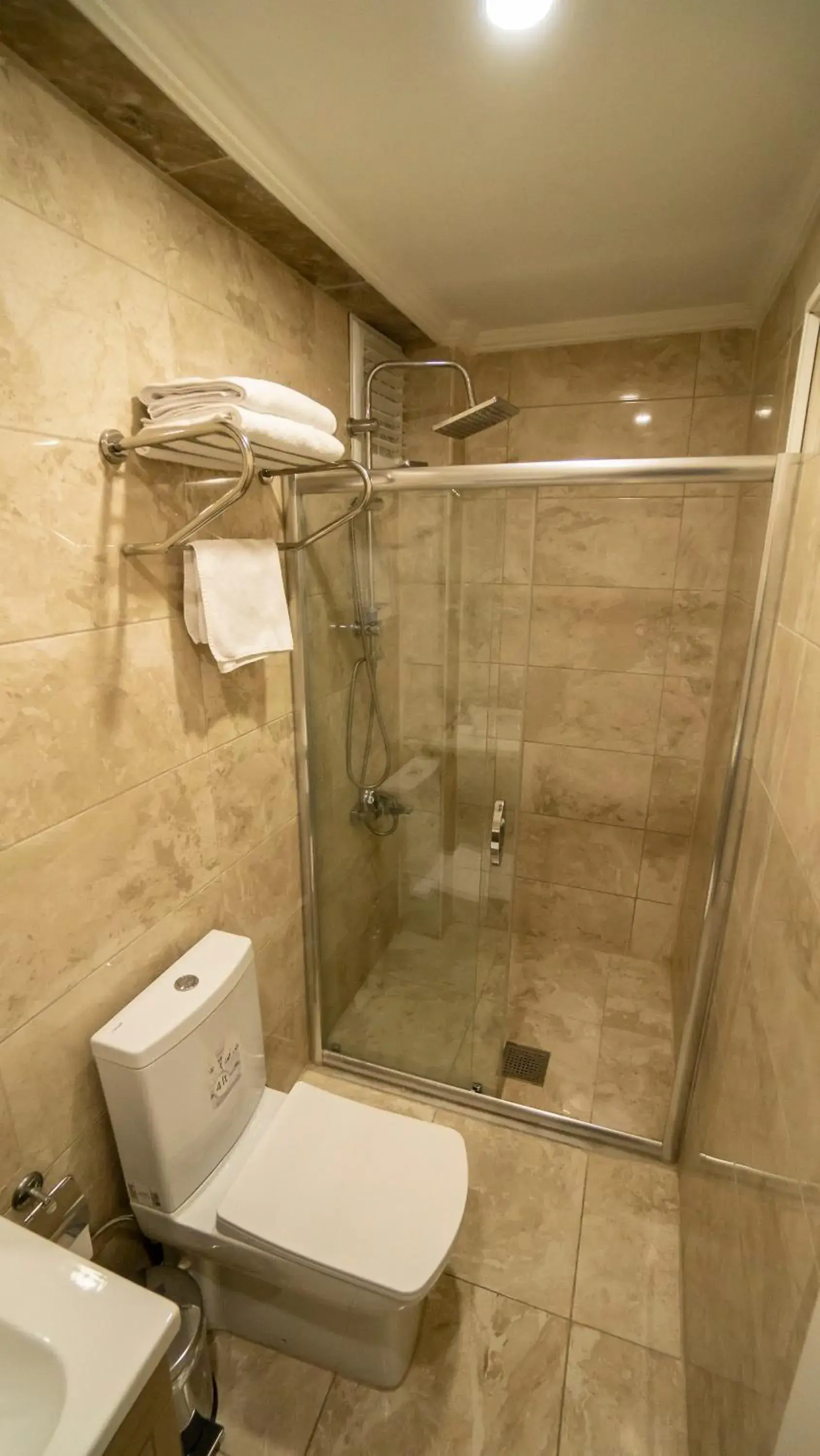 Standard Double Room in DYMAR HOTEL Standard Double Room in DYMAR HOTEL