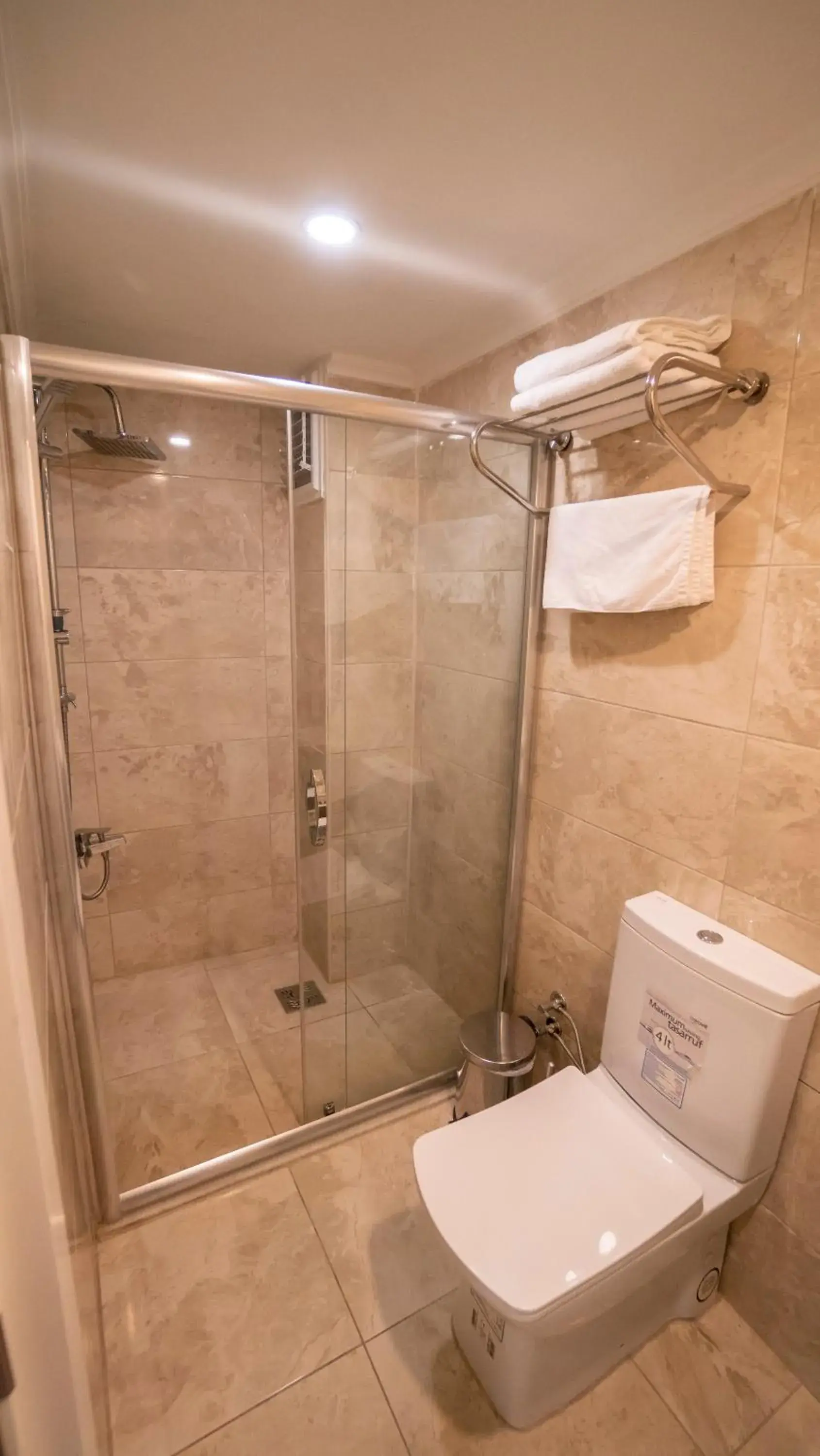 Family Room in DYMAR HOTEL Family Room in DYMAR HOTEL