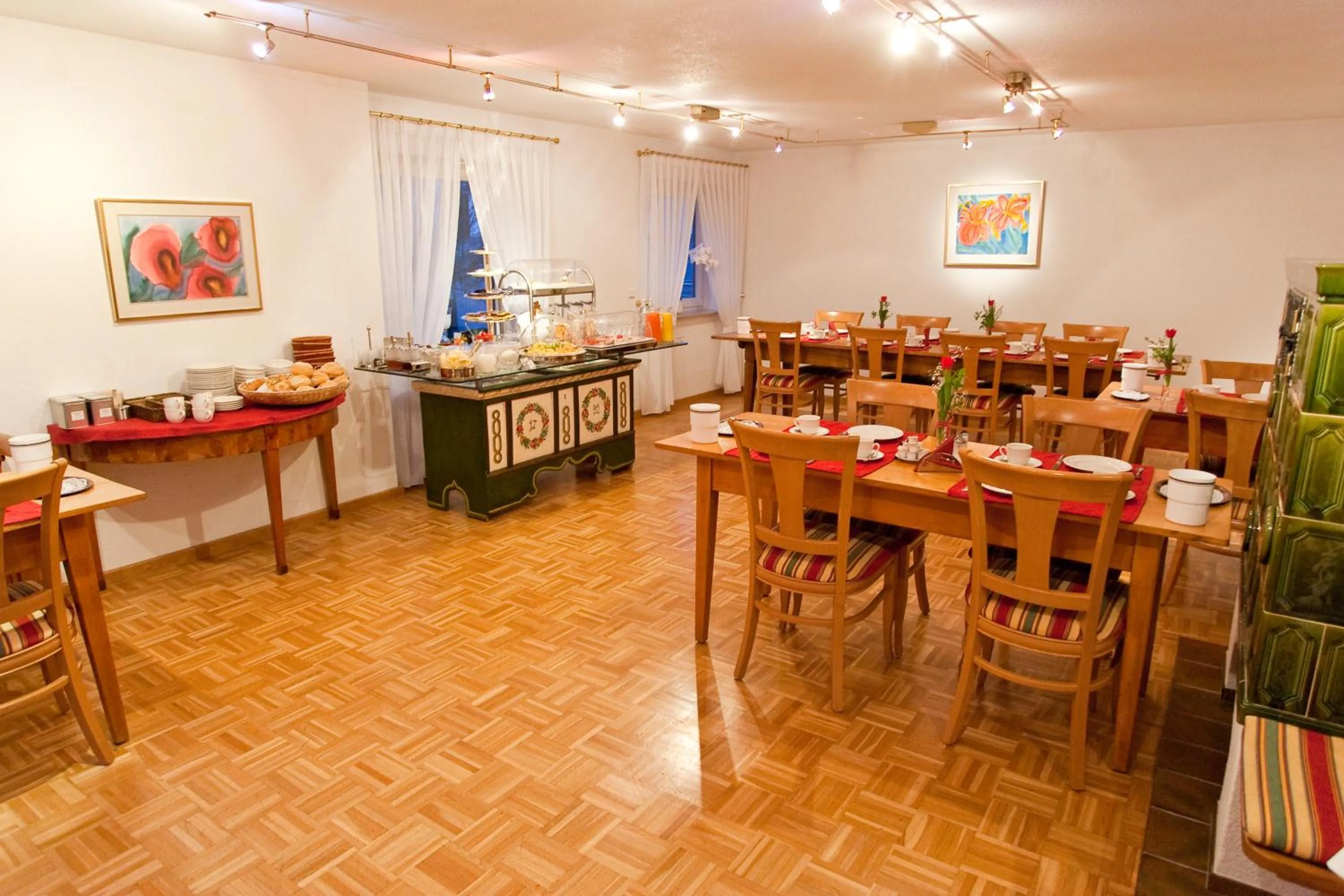 Restaurant/places to eat in Hotel garni Schacherer