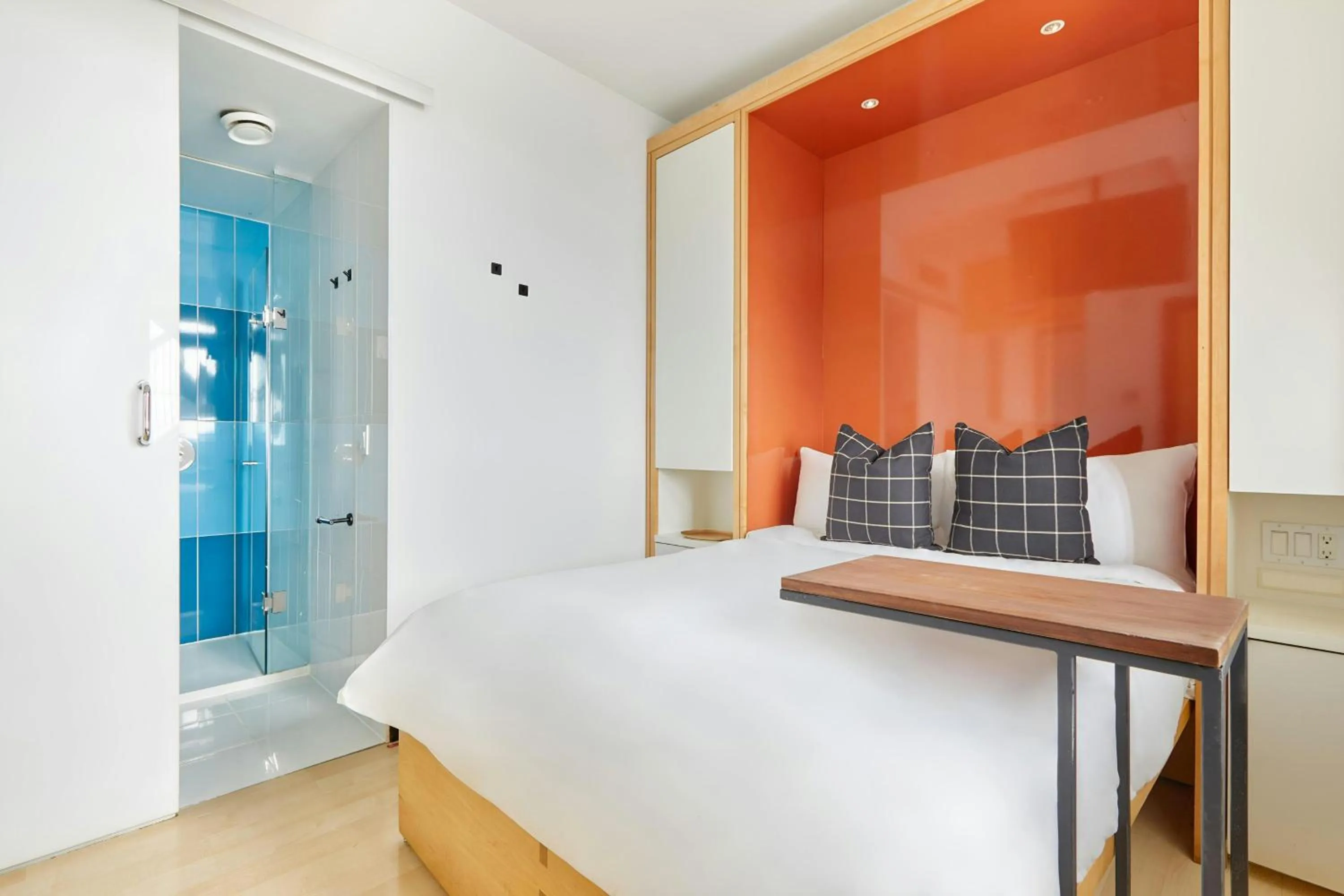 Bedroom, Bed in The Beverley Hotel Queen West, Sonder by Marriott Bonvoy