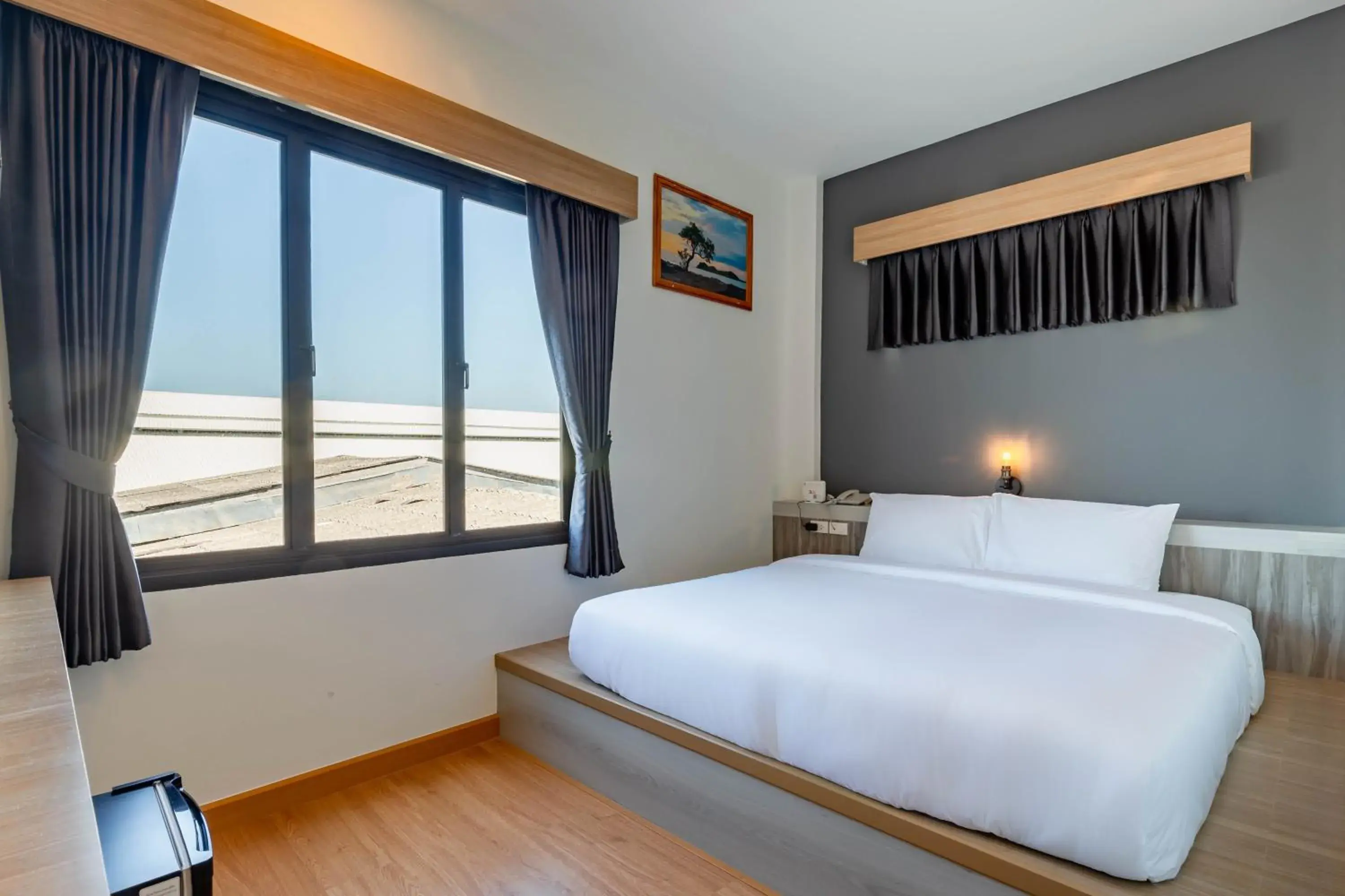 Superior King Room in The Blue C Donsak Superior King Room in The Blue C Donsak