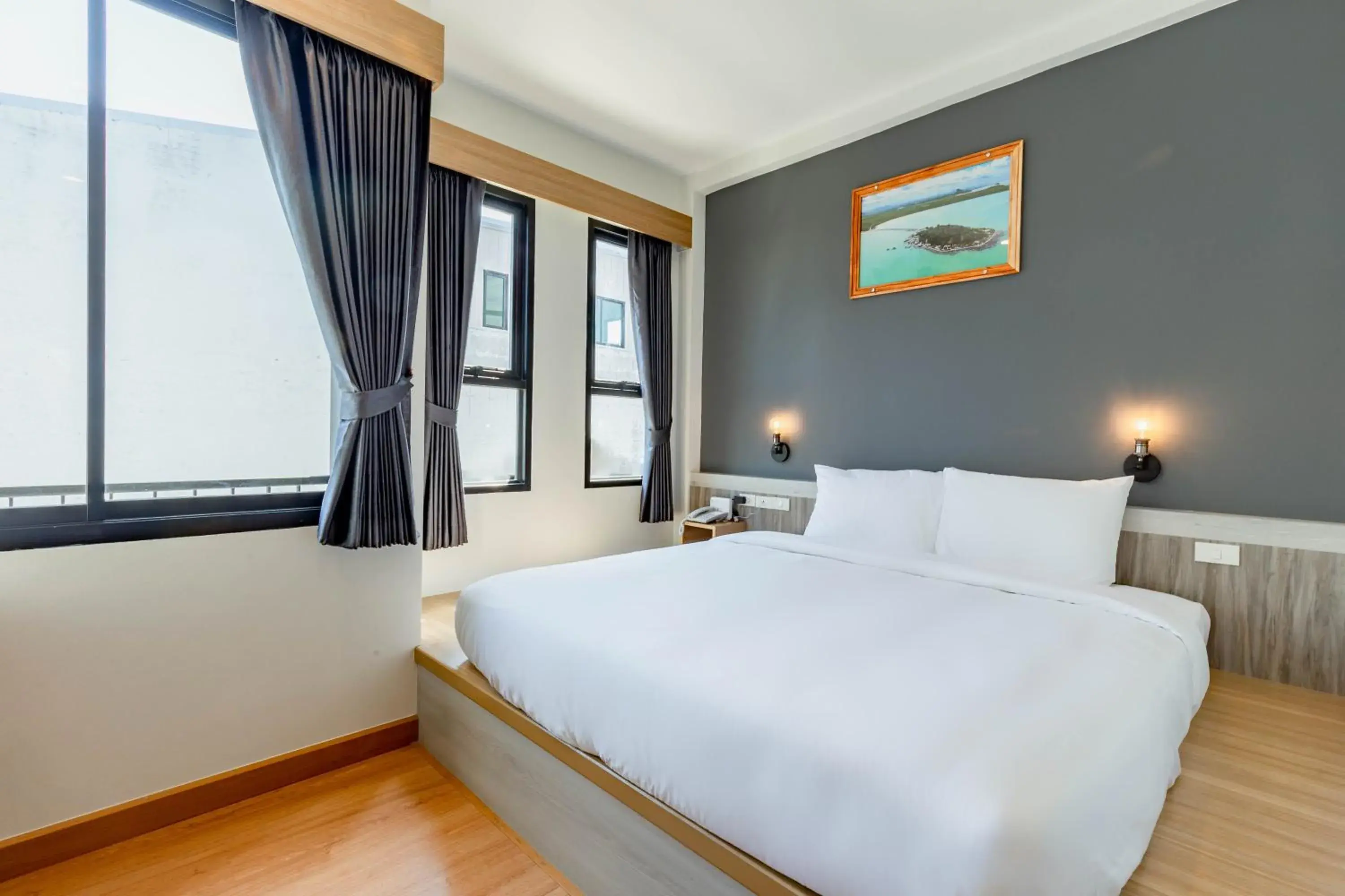 Deluxe King Room in The Blue C Donsak Deluxe King Room in The Blue C Donsak