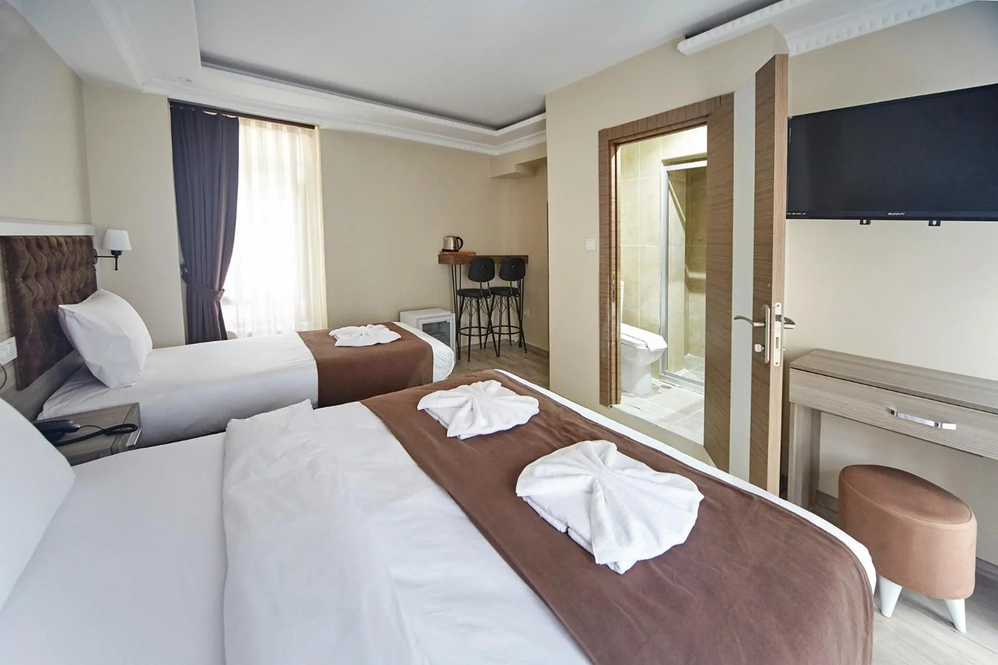 Bed in Luna Suites Taksim