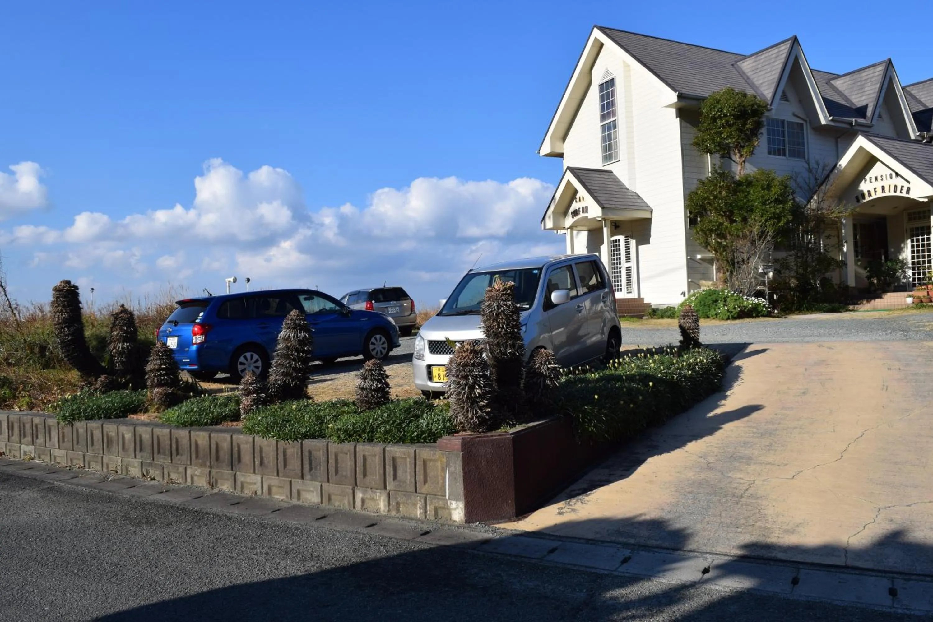 Property building in Pension Surf Rider