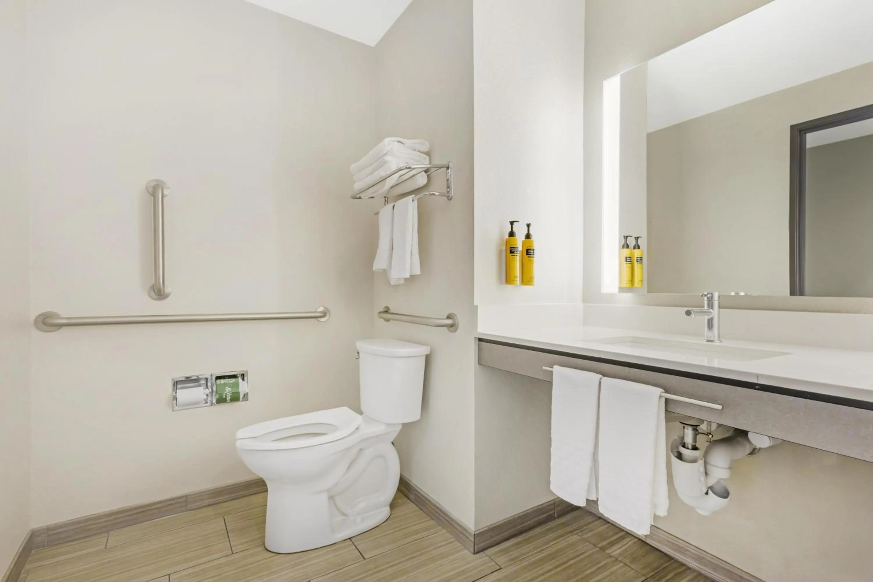 Bathroom in Best Western Plus Executive Residency Phoenix North Happy Valley