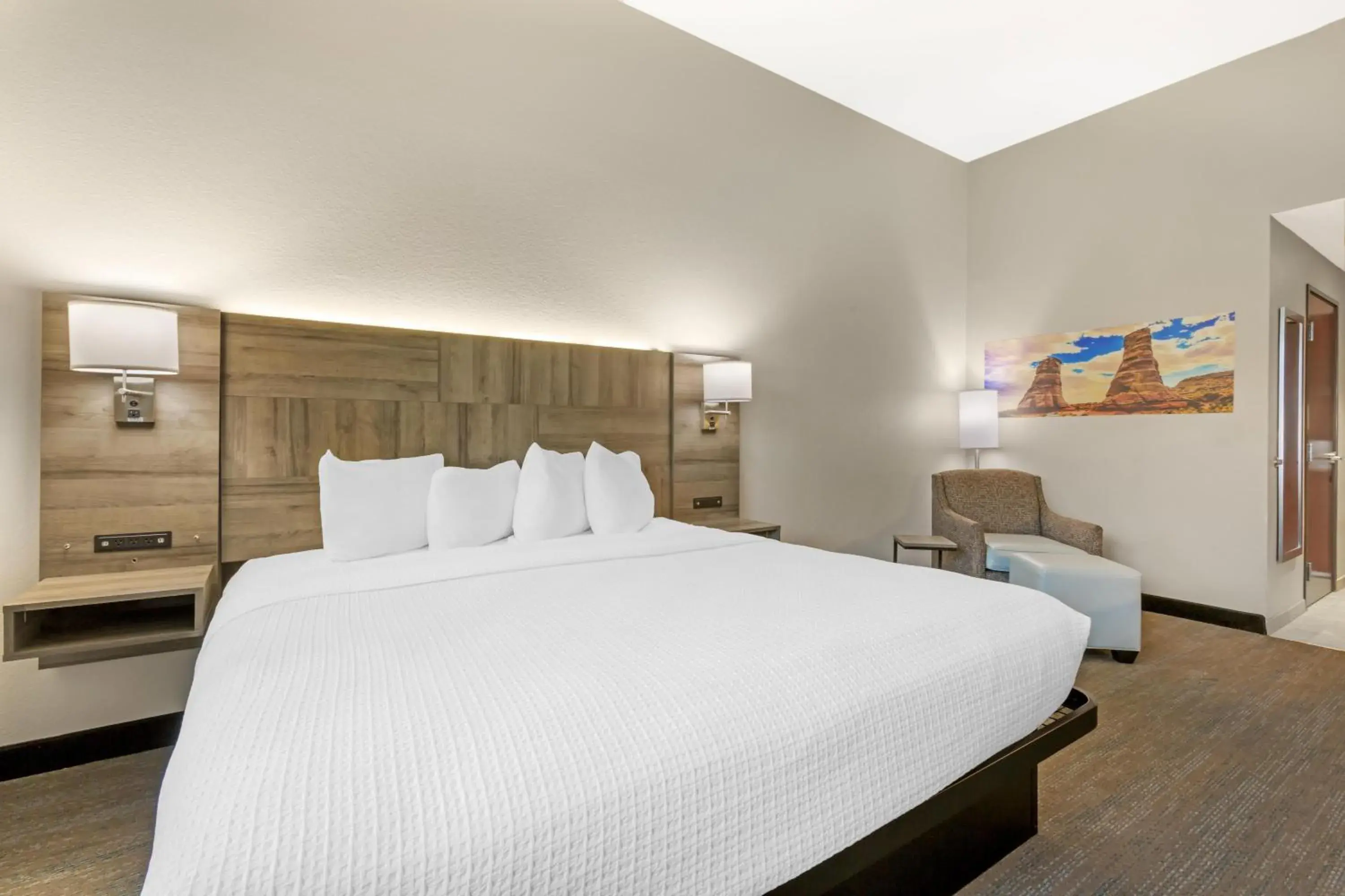 King Room with Kitchenette in Best Western Plus Executive Residency Phoenix North Happy Valley King Room with Kitchenette in Best Western Plus Executive Residency Phoenix North Happy Valley