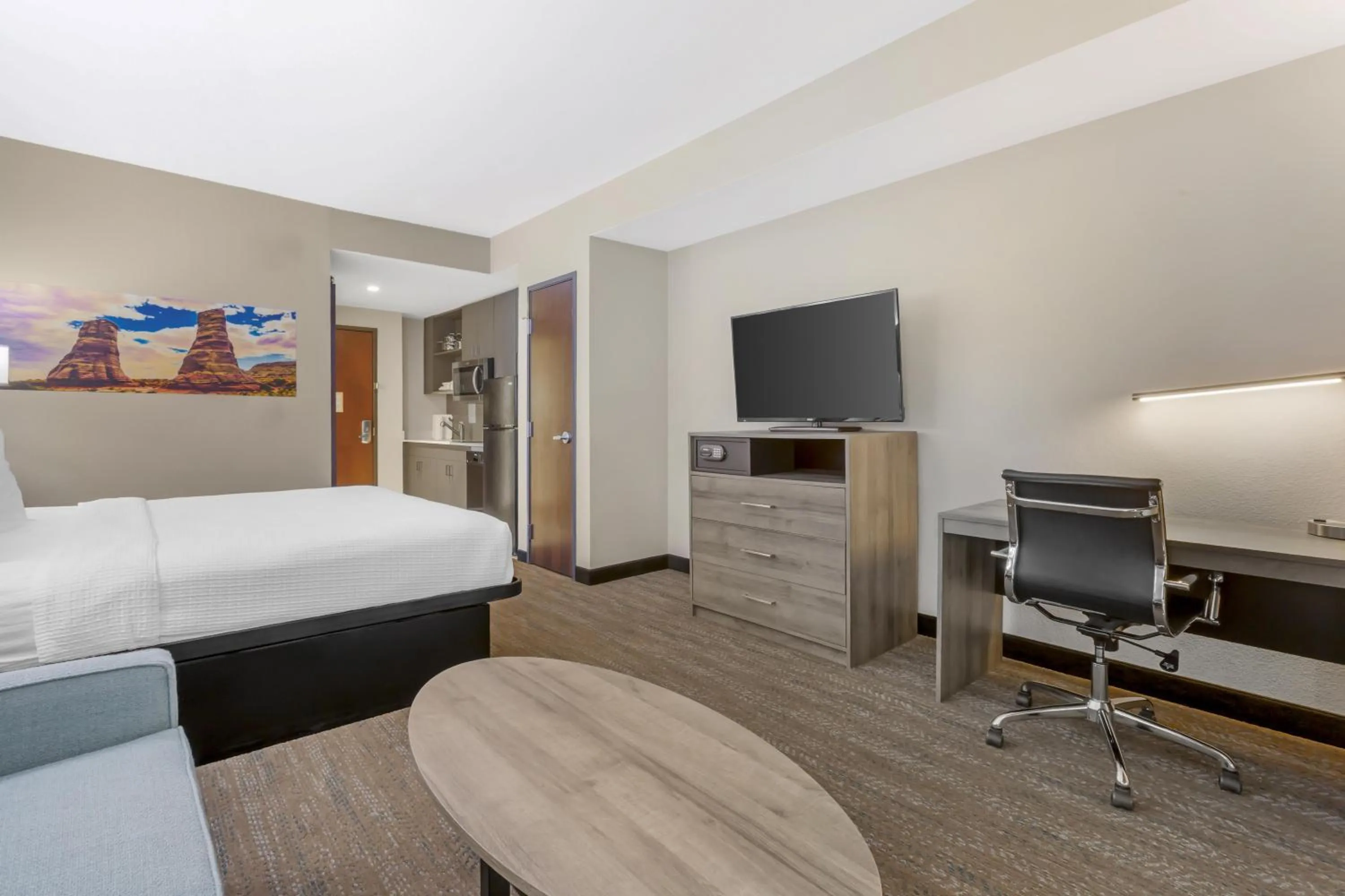 Bedroom, Bed in Best Western Plus Executive Residency Phoenix North Happy Valley