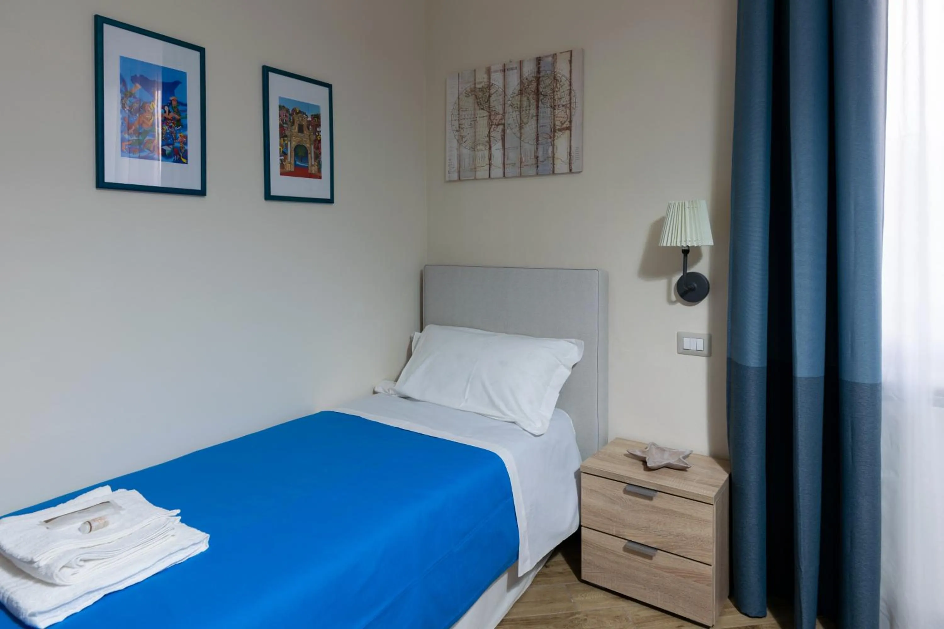 Bed in Apollo Bed & Breakfast