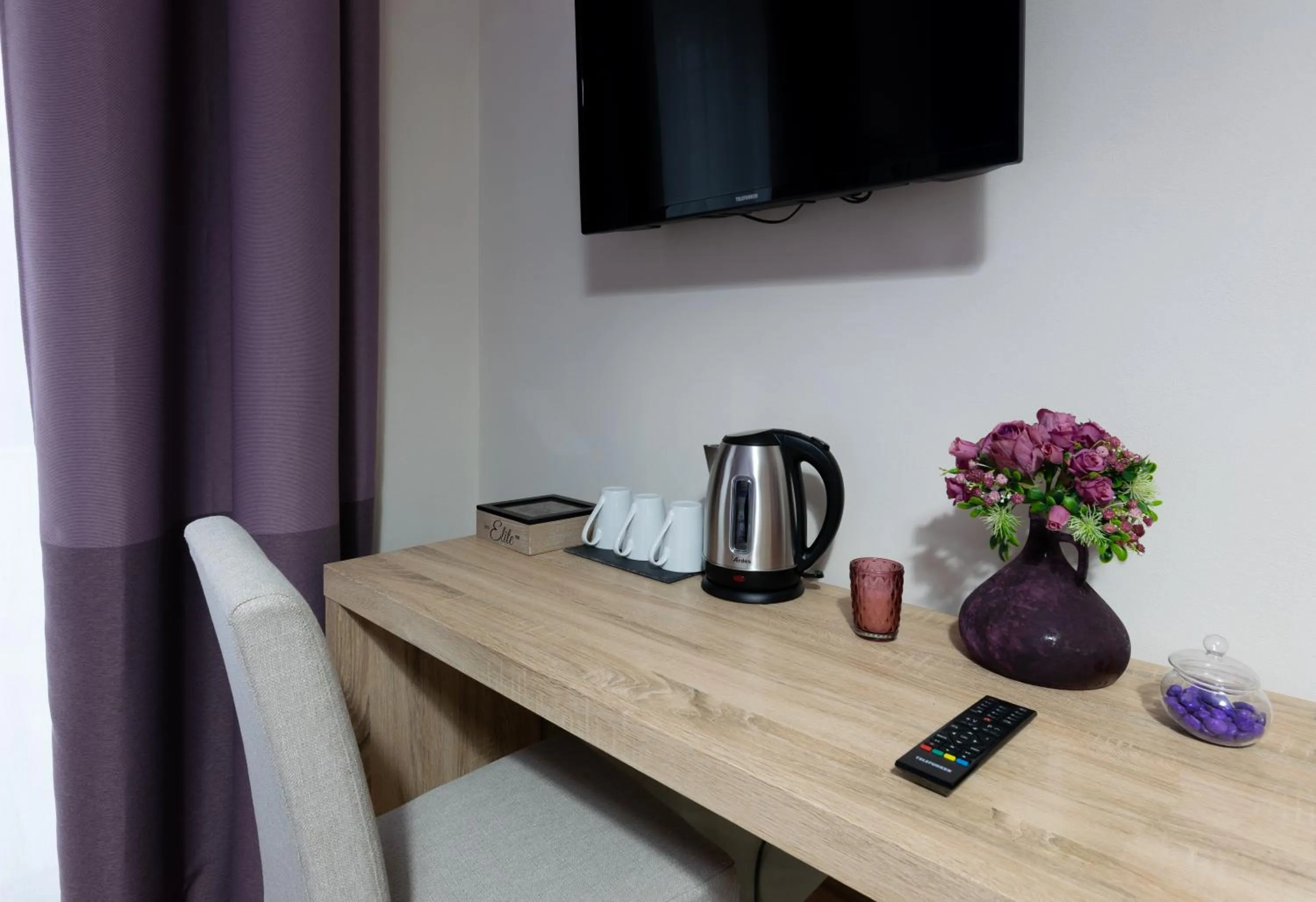 TV and multimedia in Apollo Bed & Breakfast