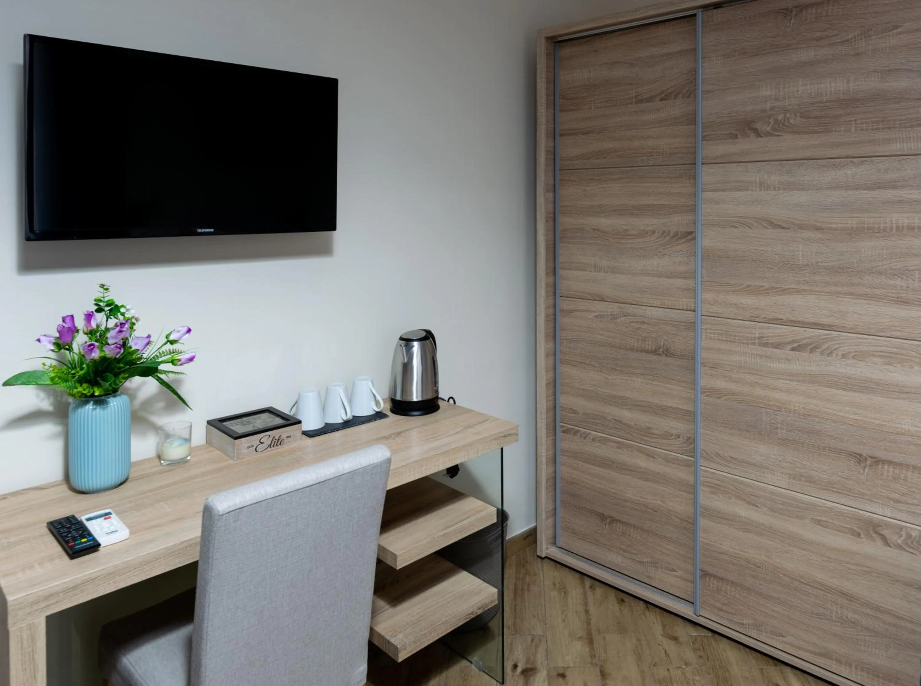 TV and multimedia in Apollo Bed & Breakfast