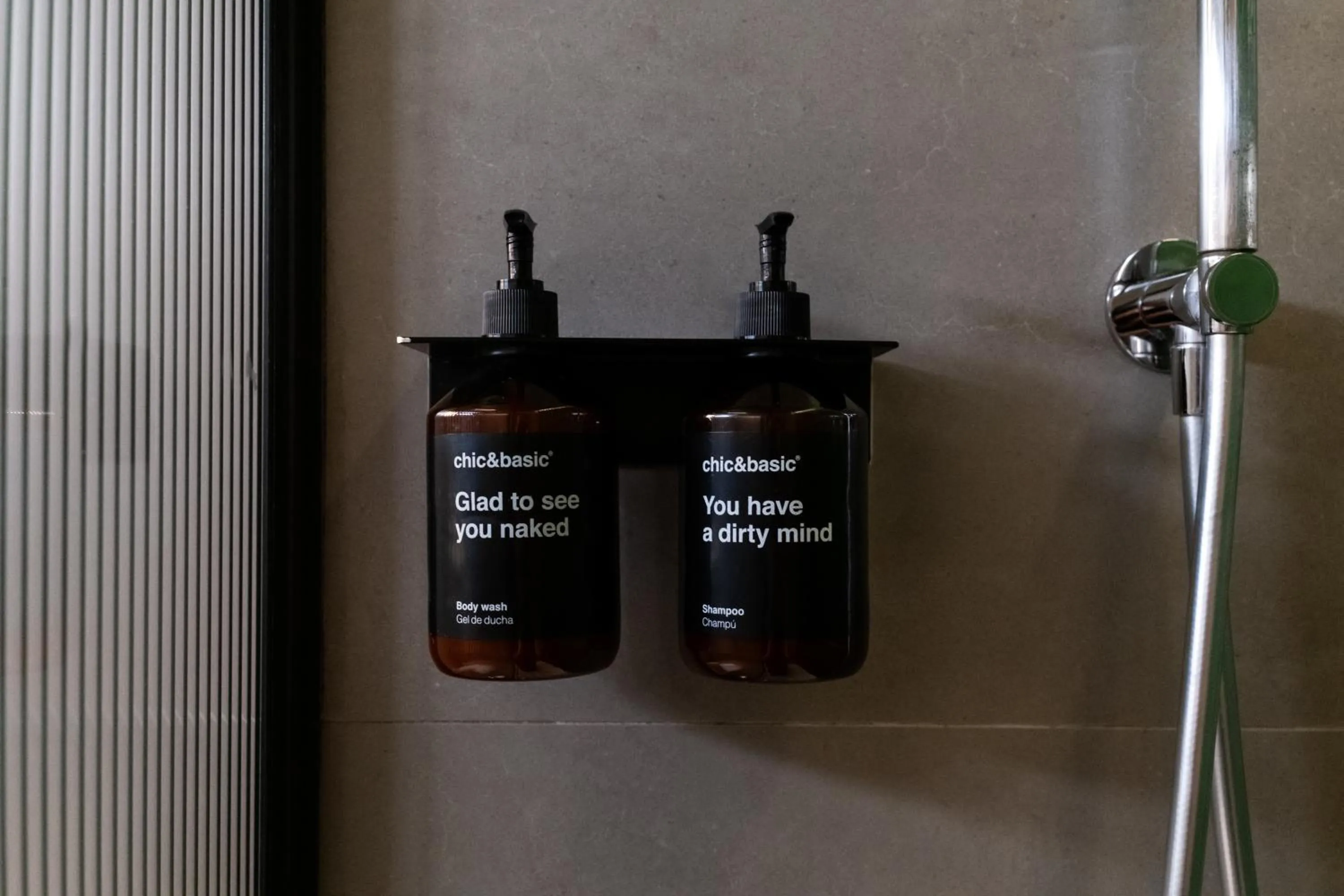 Bathroom in chic&basic Gravity