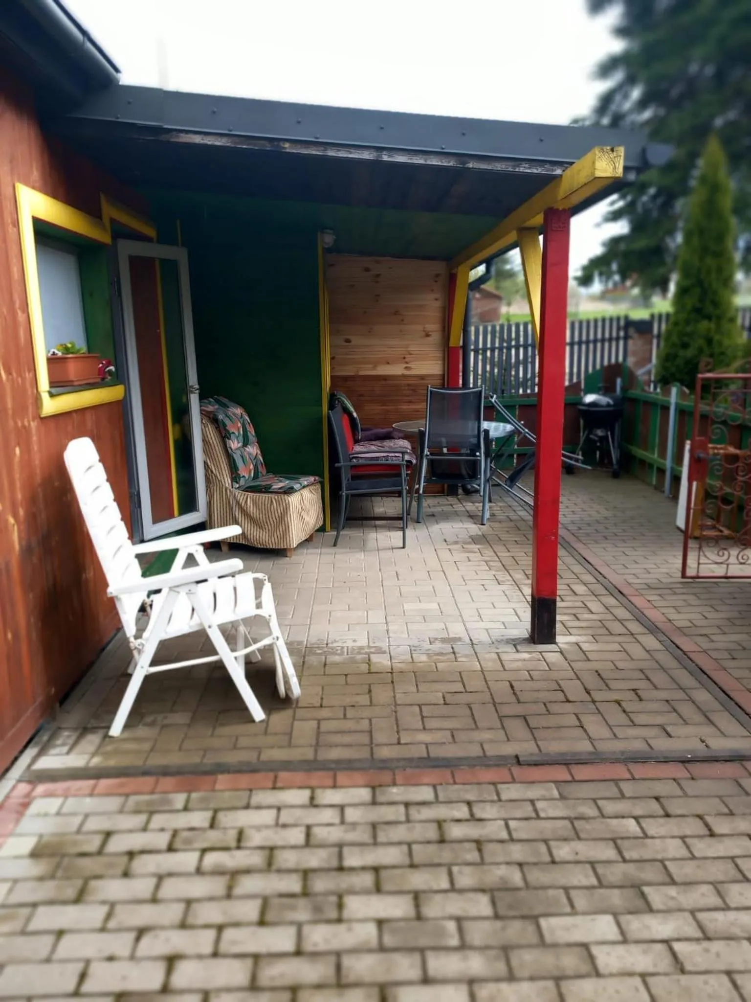 Property building in Stara Kuźnia