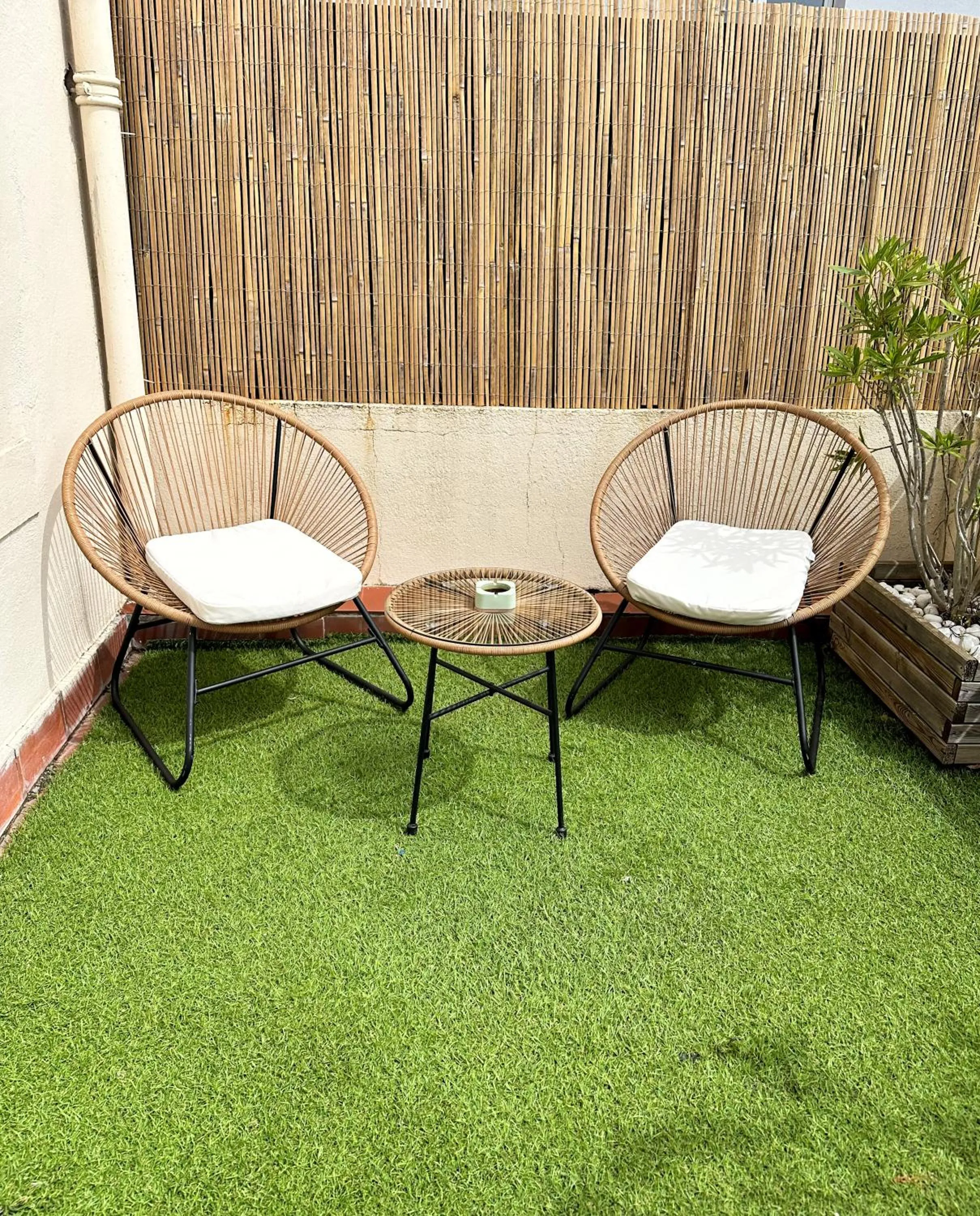 Balcony/Terrace in Chambres d'hotes - Le Magnolia