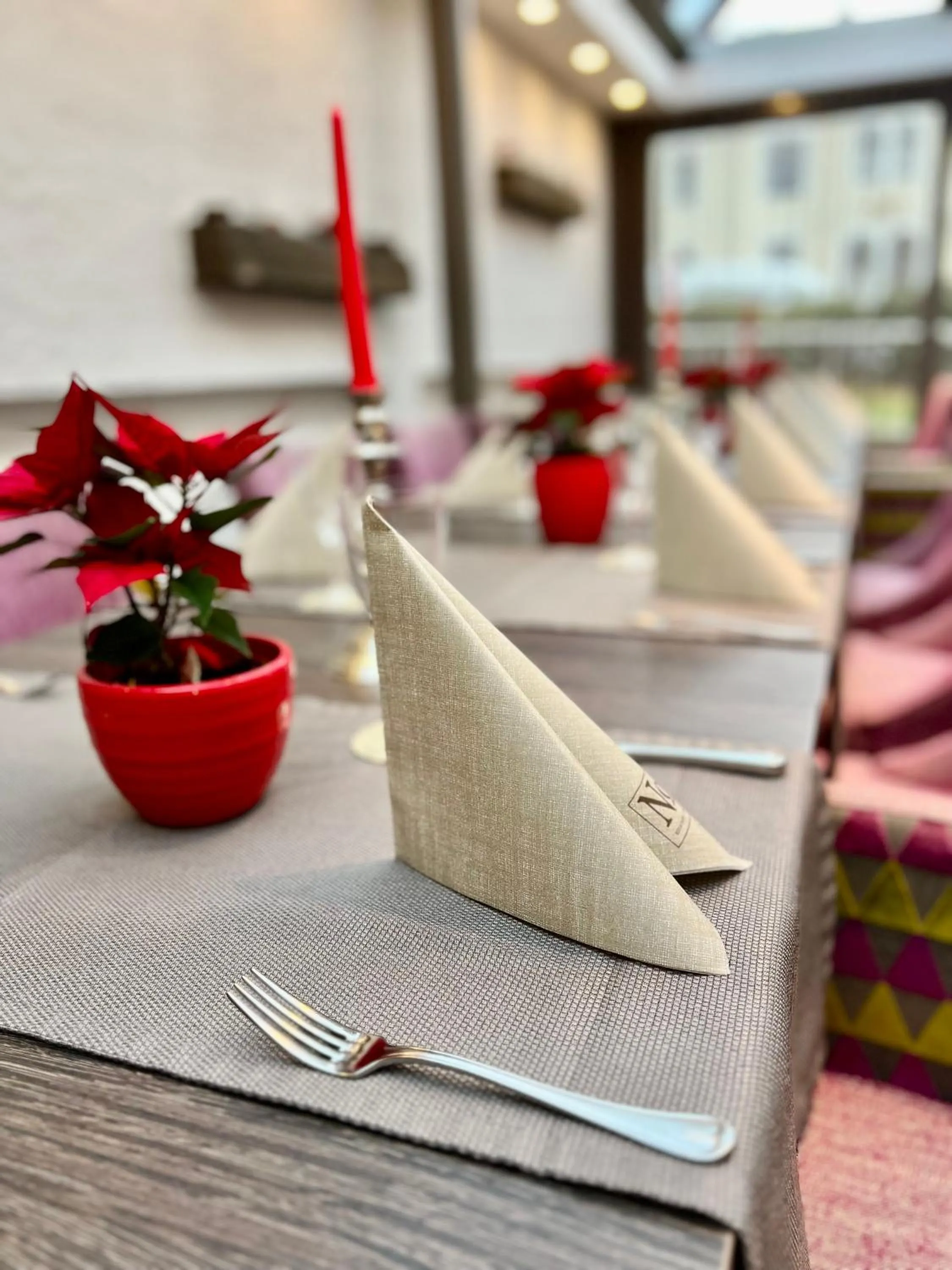 Restaurant/places to eat in Hotel Ambiente