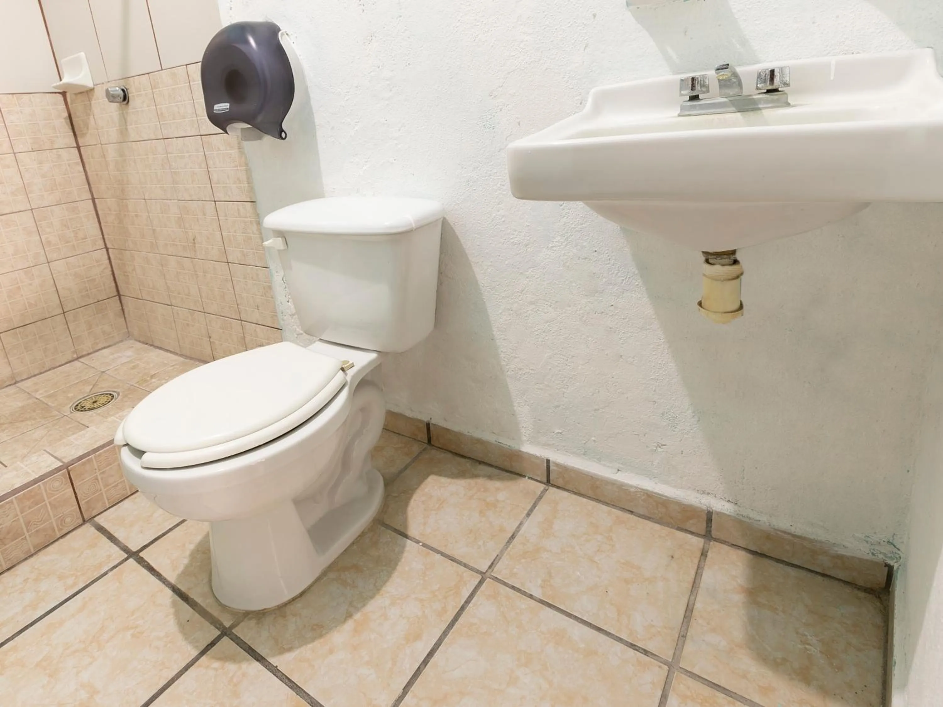 Toilet in Hotel Posada Agua Escondida