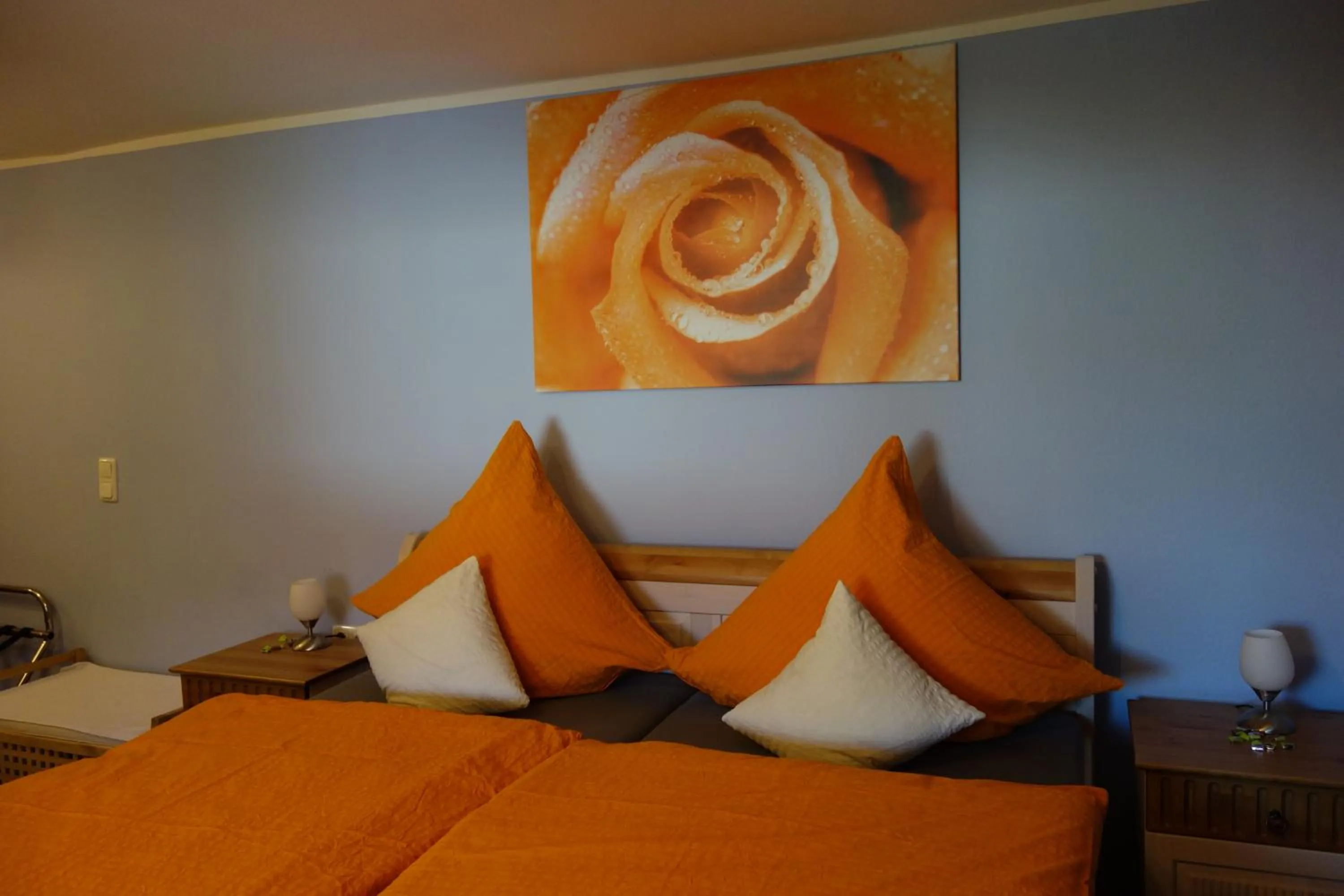 Photo of the whole room, Bed in Zehnthof