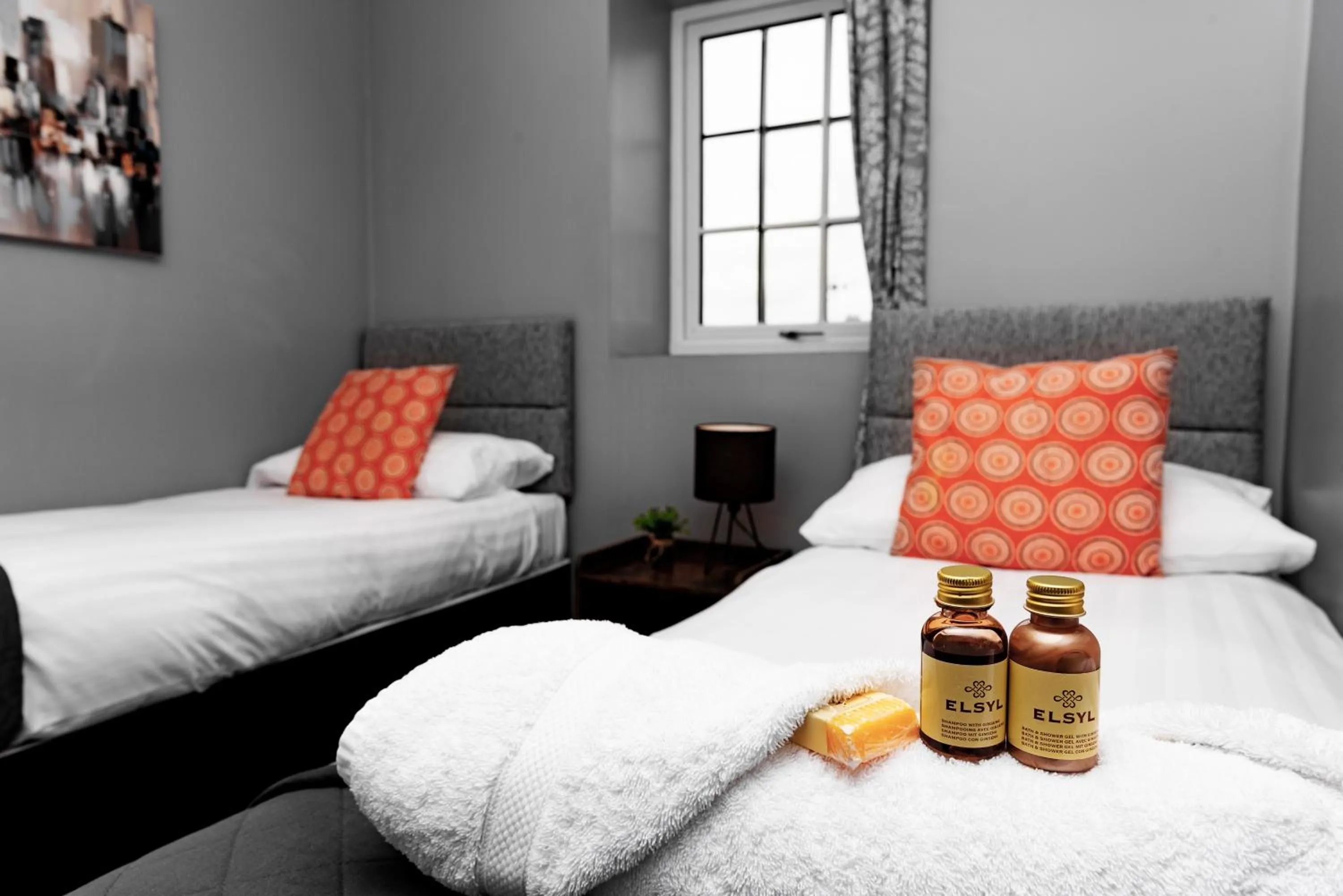 Bedroom, Bed in The Penthouse Gathering - Town Centre - Sleeps Up To 16