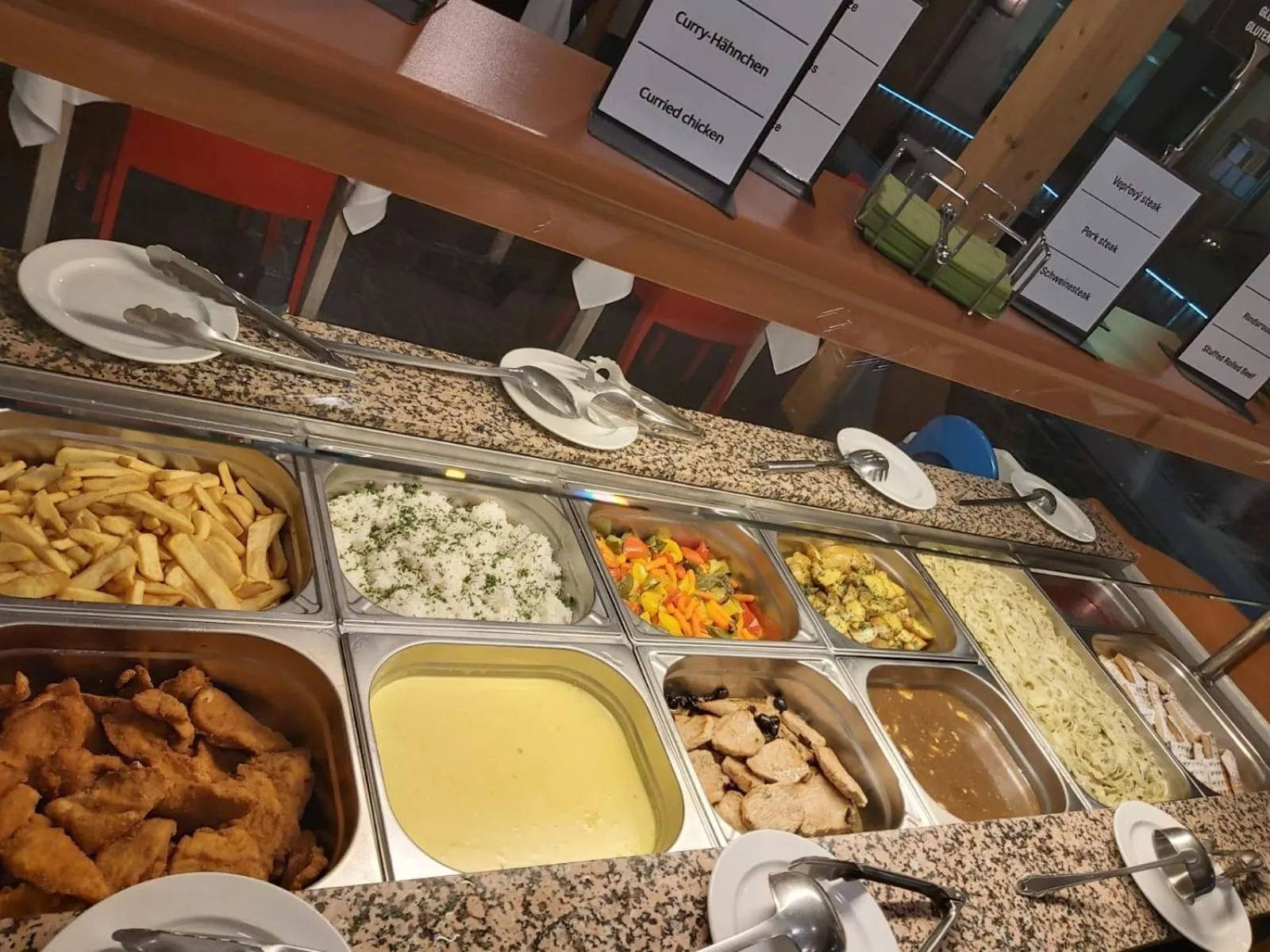 Restaurant/places to eat in Aparthotel Lípa