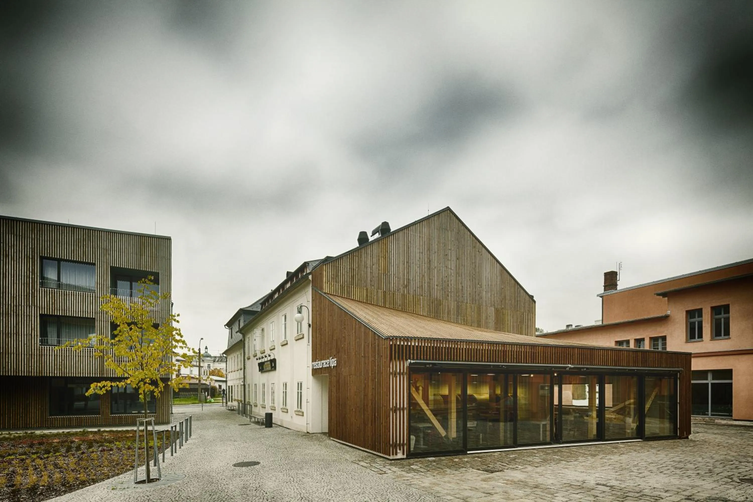 Restaurant/places to eat in Aparthotel Lípa