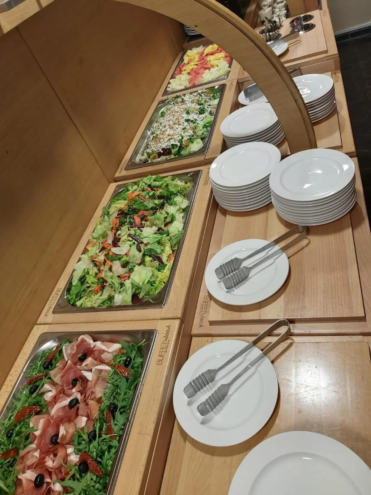 Restaurant/places to eat in Aparthotel Lípa