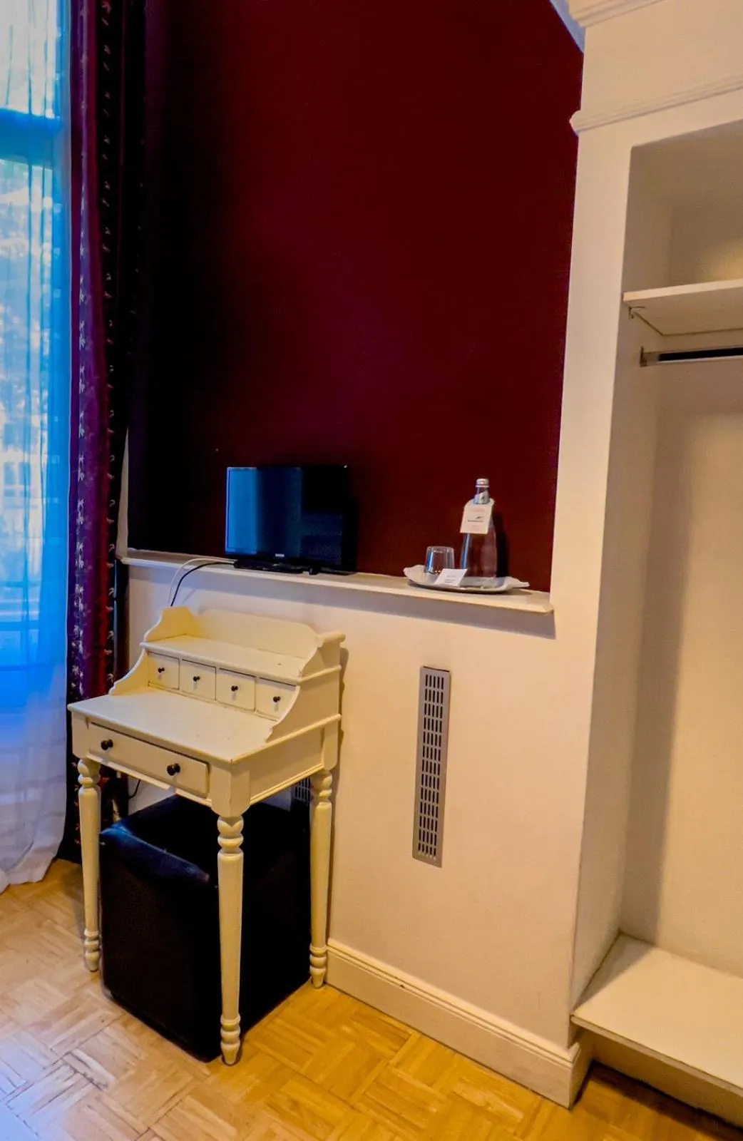 Photo of the whole room in Hotel-Maison Am Olivaer Platz