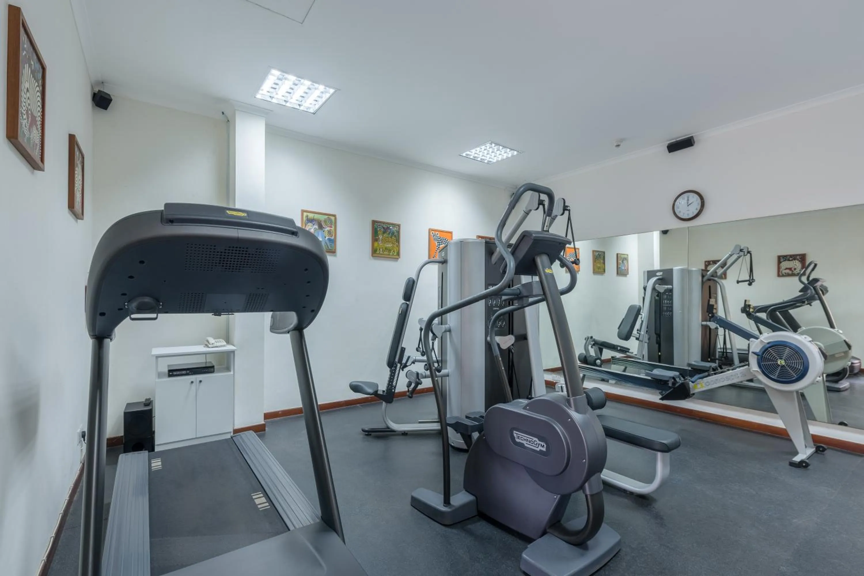 Fitness centre/facilities in Sea Cliff Court Hotel & Luxury Apartments