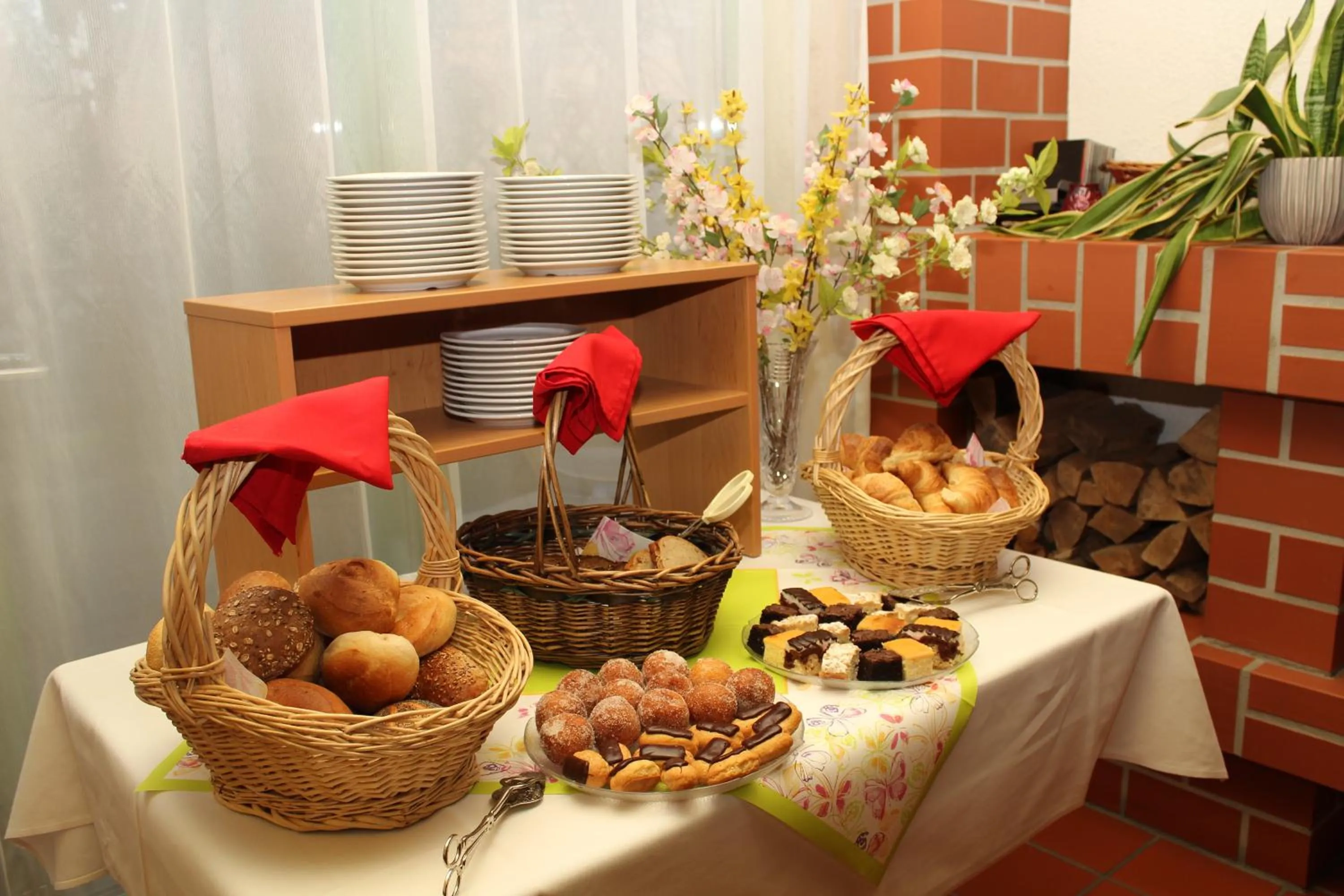 Breakfast in ACRON Hotel Wittenberg