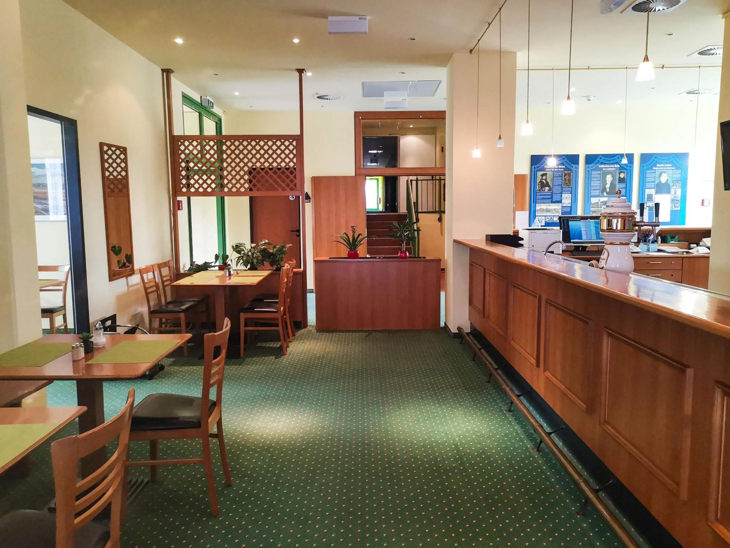 Restaurant/places to eat in ACRON Hotel Wittenberg