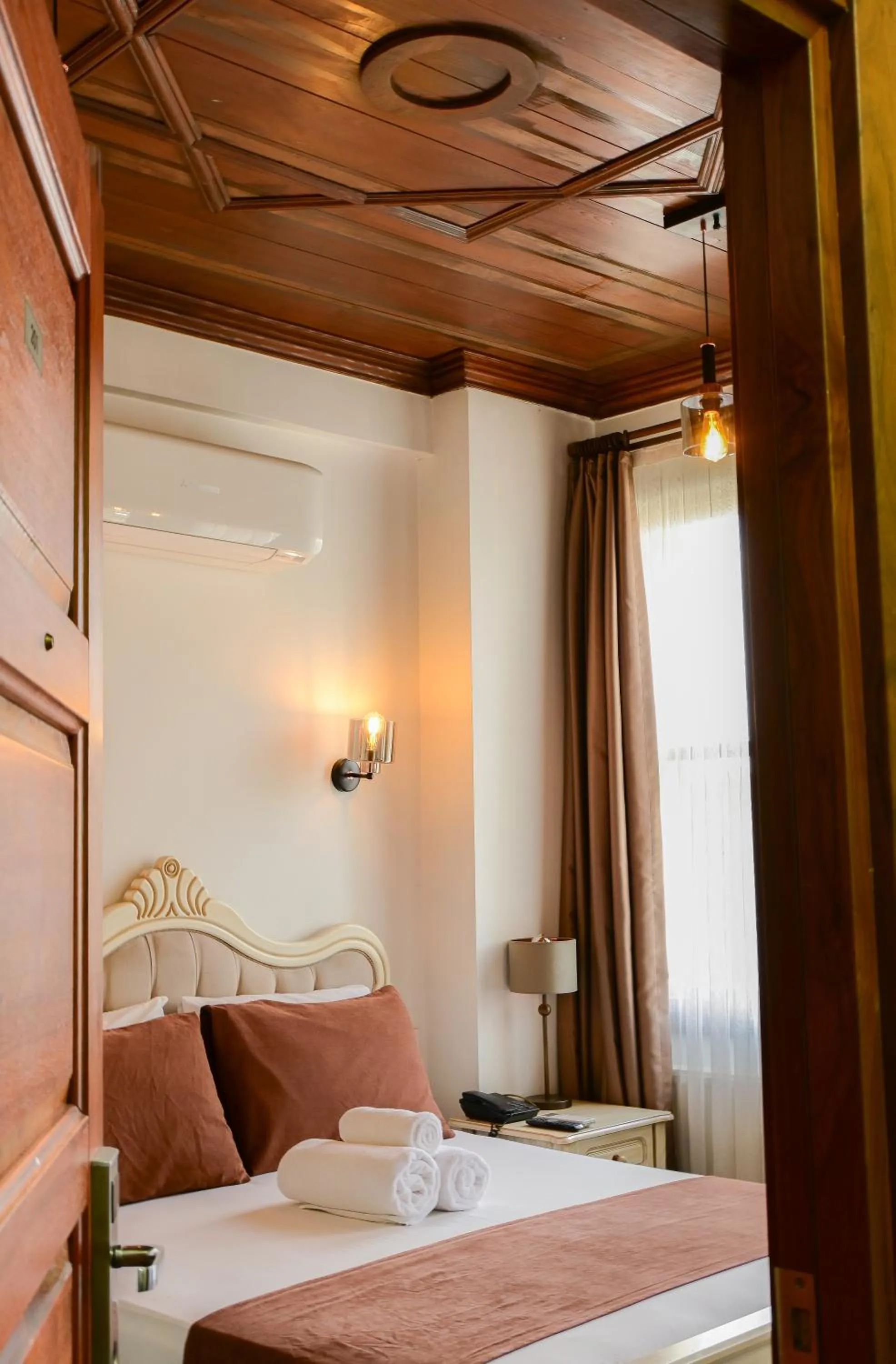 Bed in Galata Dream Hotel
