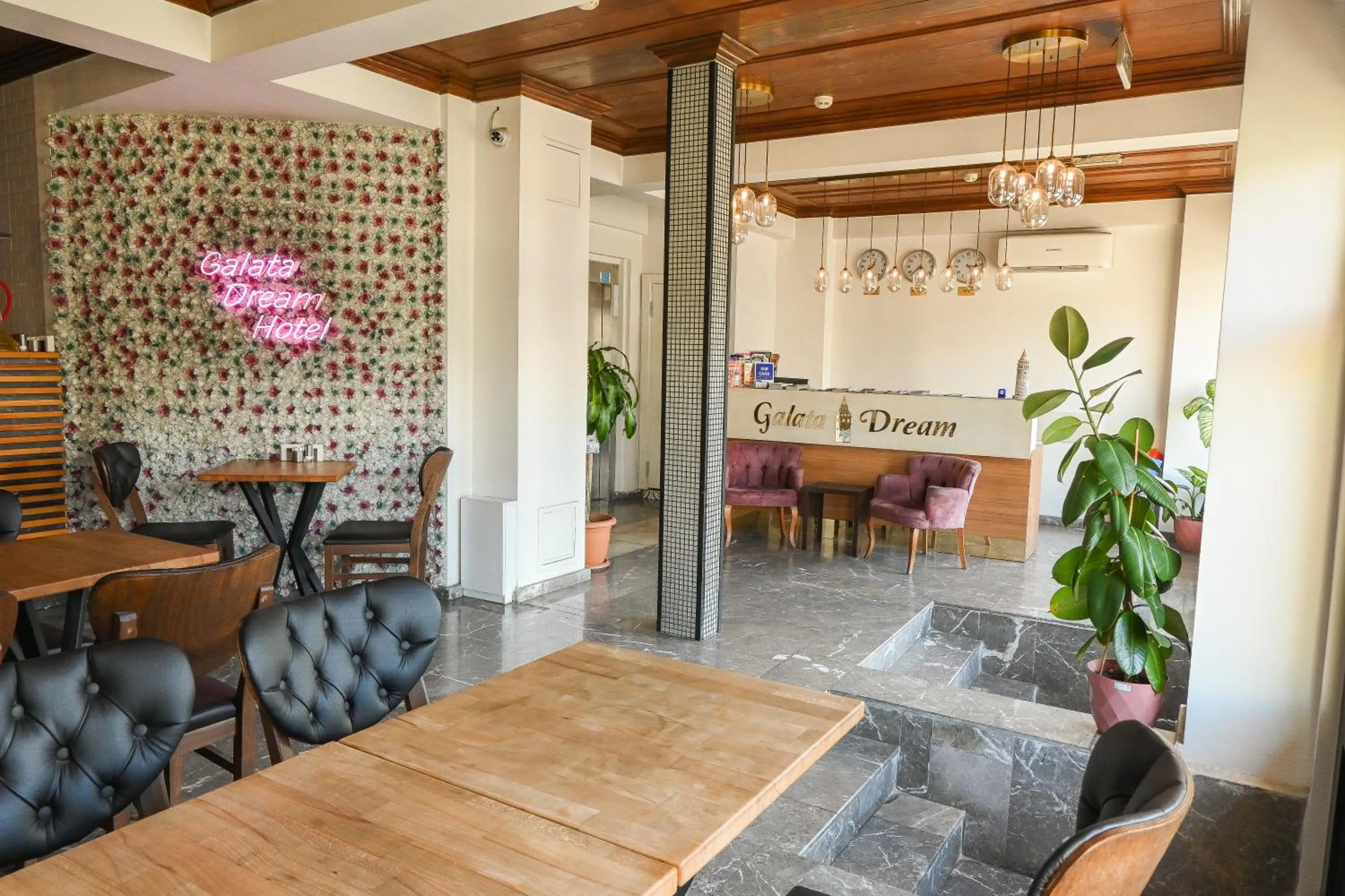 Lobby or reception in Galata Dream Hotel