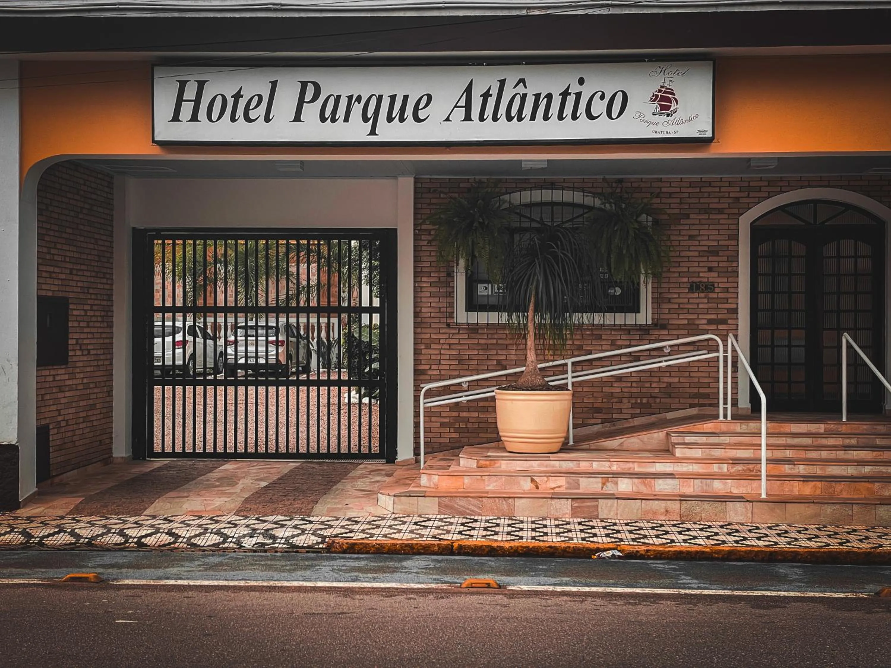 Facade/entrance in Hotel Parque Atlântico