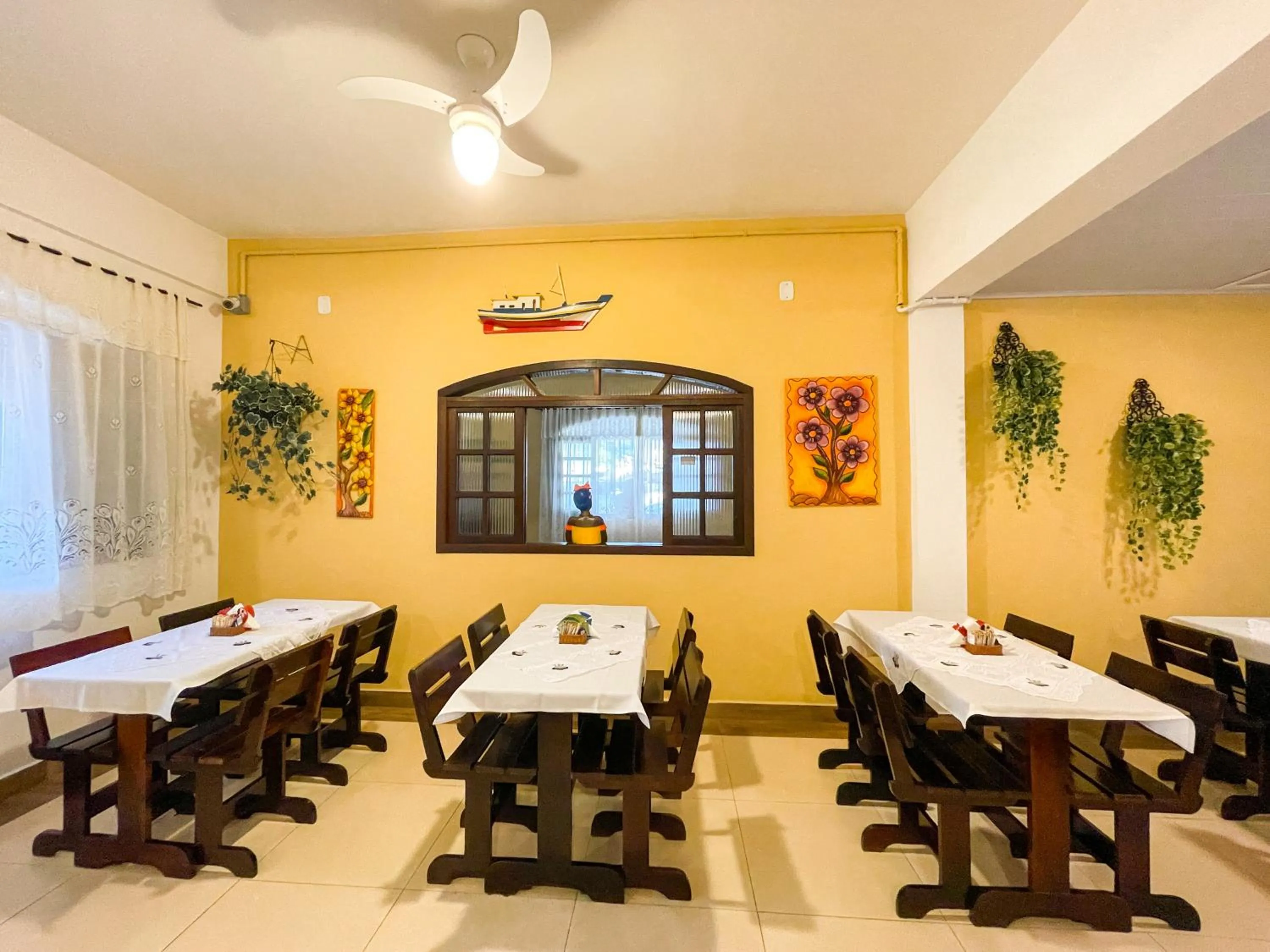Dining area in Hotel Parque Atlântico