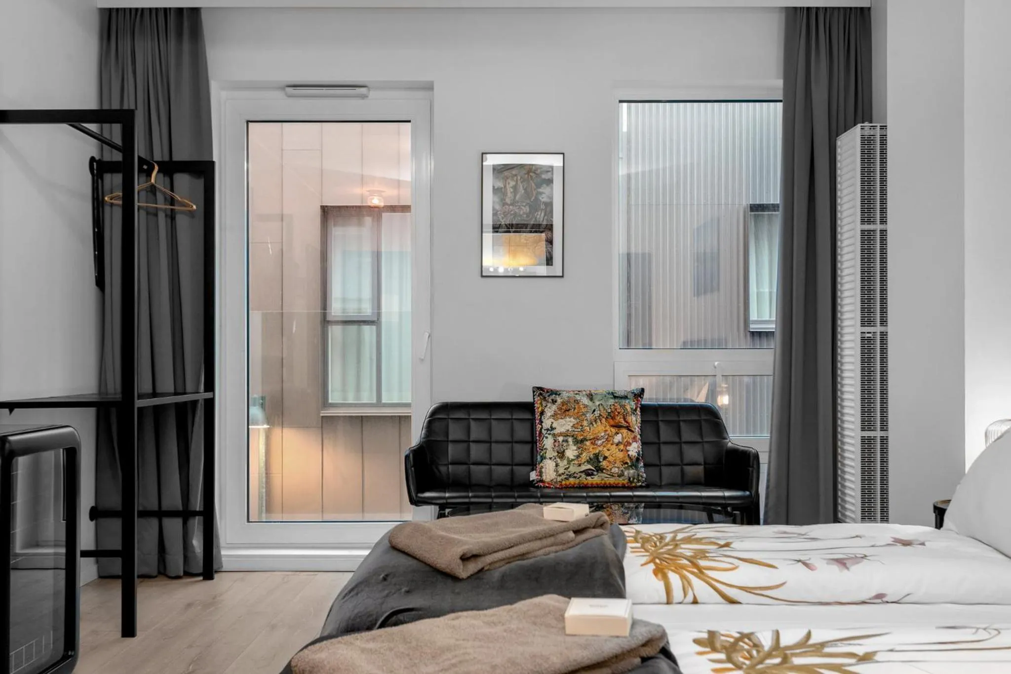 Bedroom, Bed in City Center Hotel