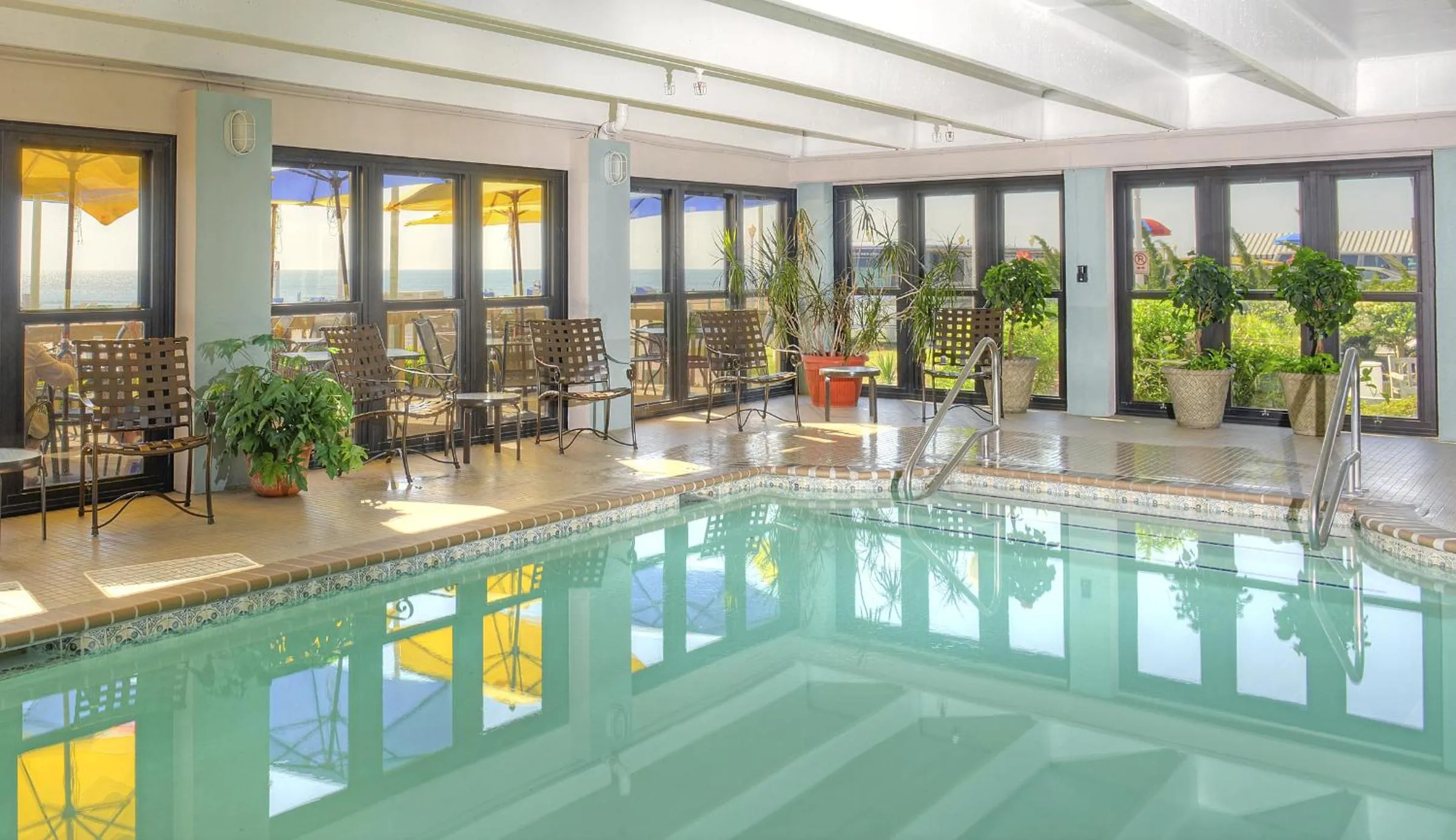 Swimming pool in Capes Hotel