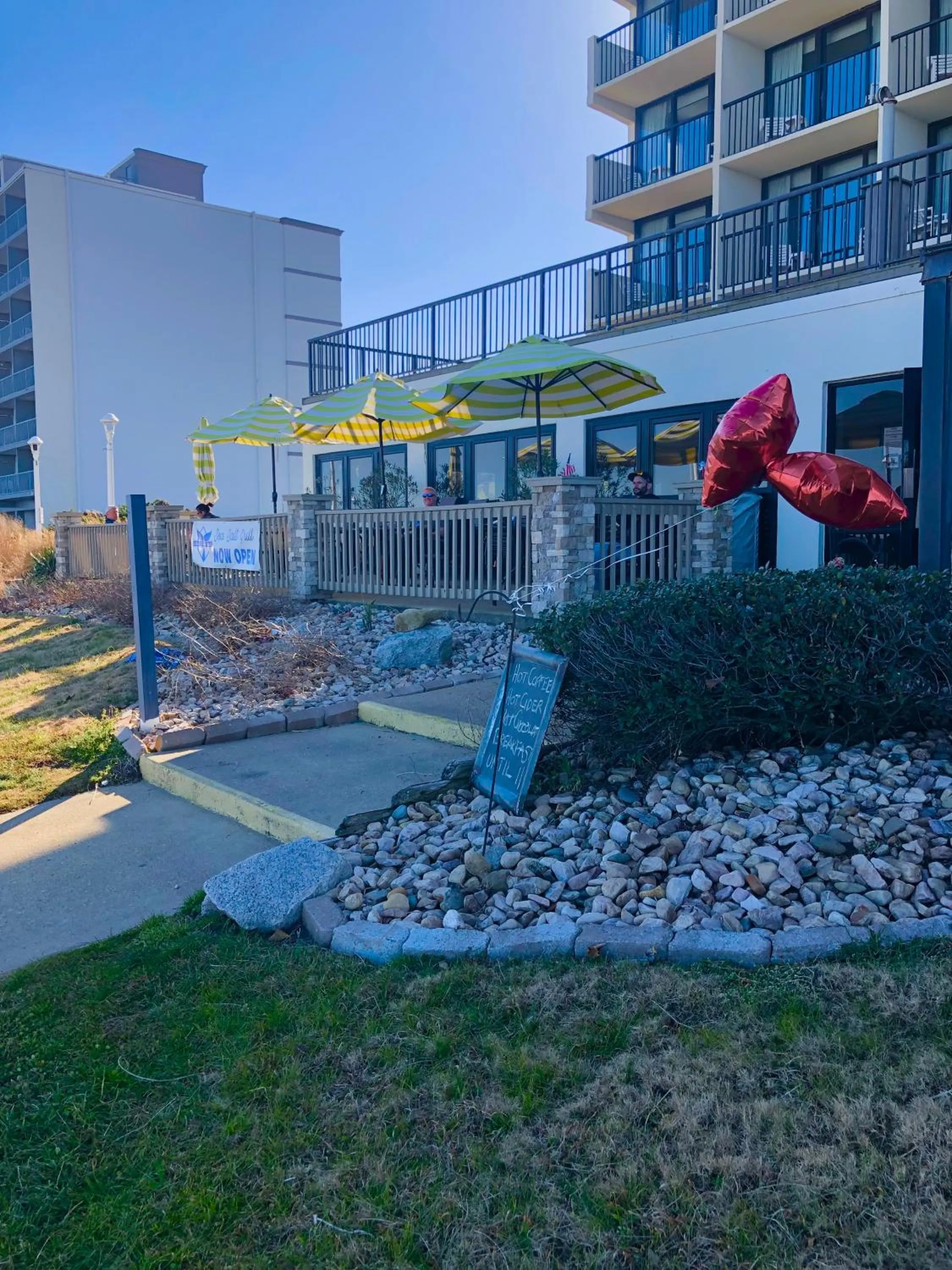 Restaurant/places to eat in Capes Hotel