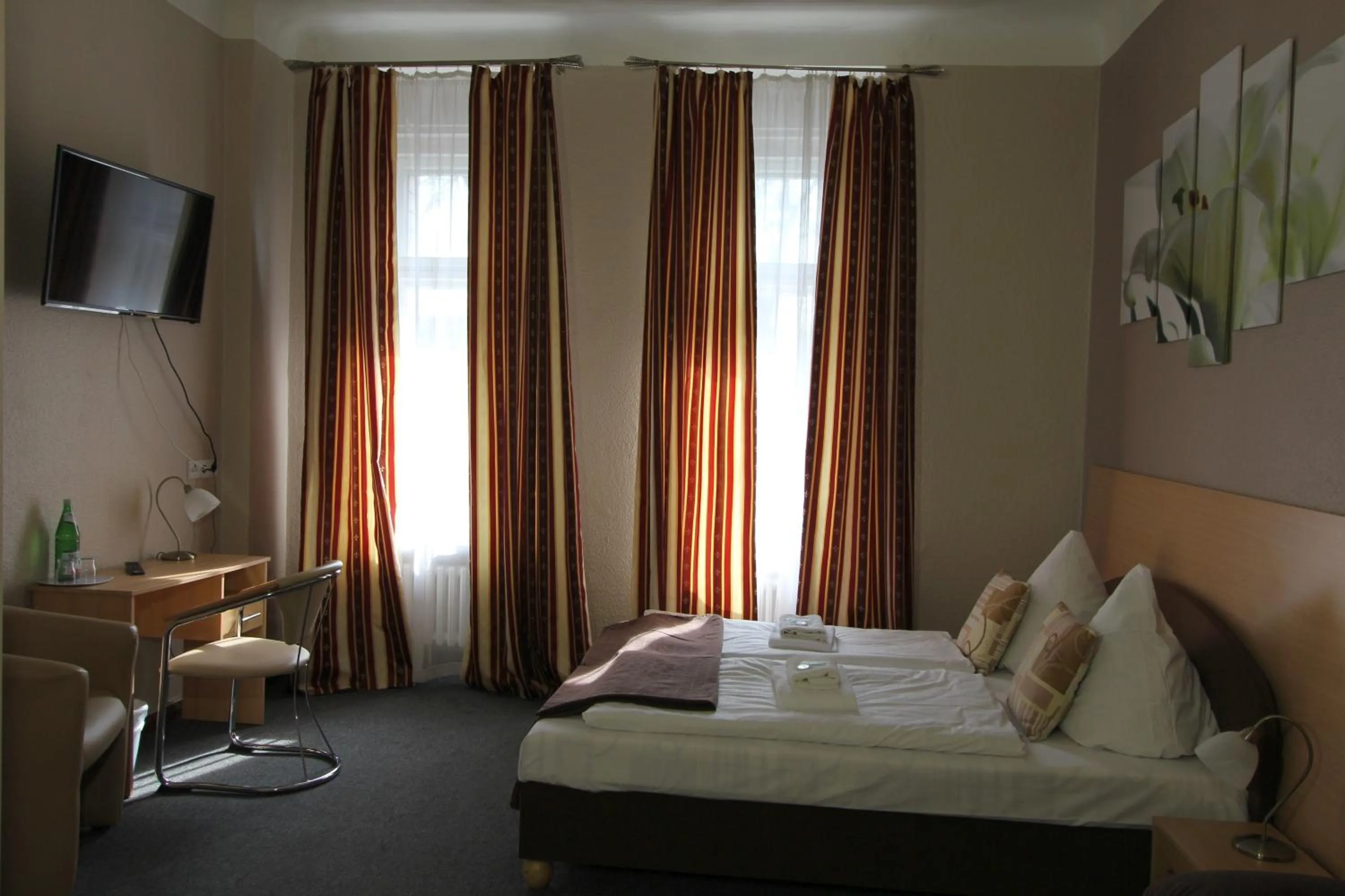 Photo of the whole room, Bed in City Hotel Gotland