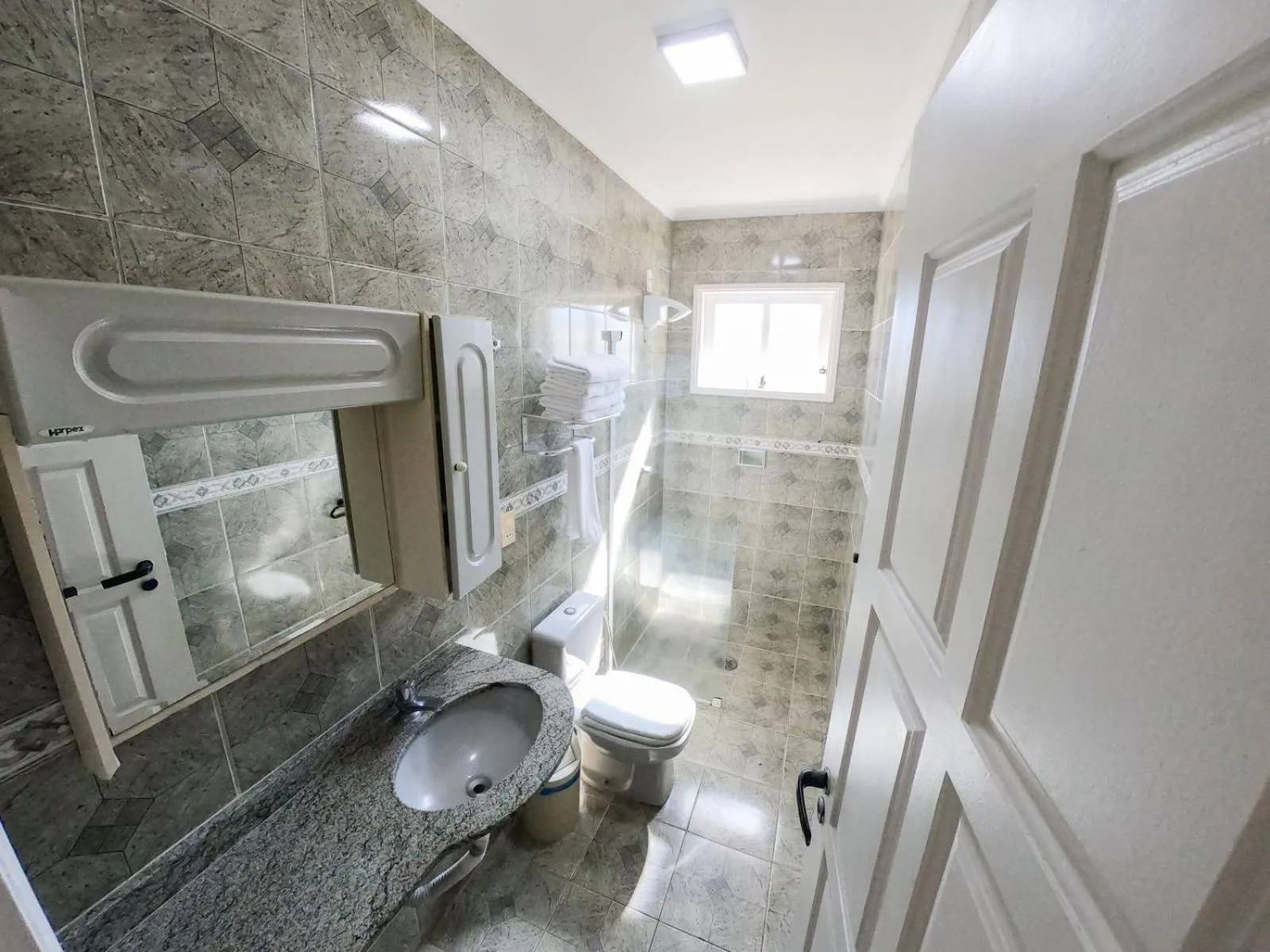 Bathroom in Hotel Pousada do Sol